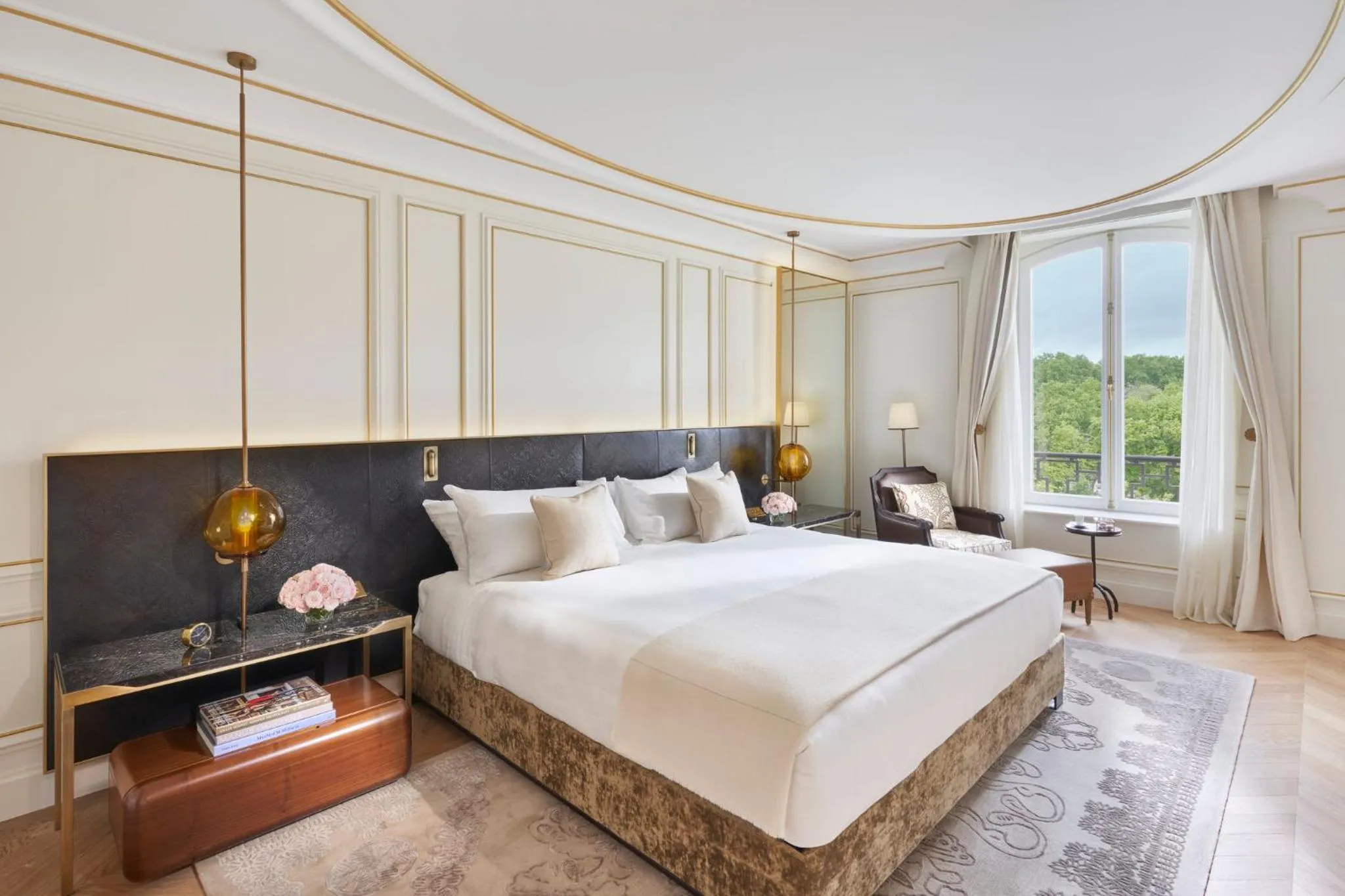Photo of the whole room, Bed in Mandarin Oriental Ritz, Madrid