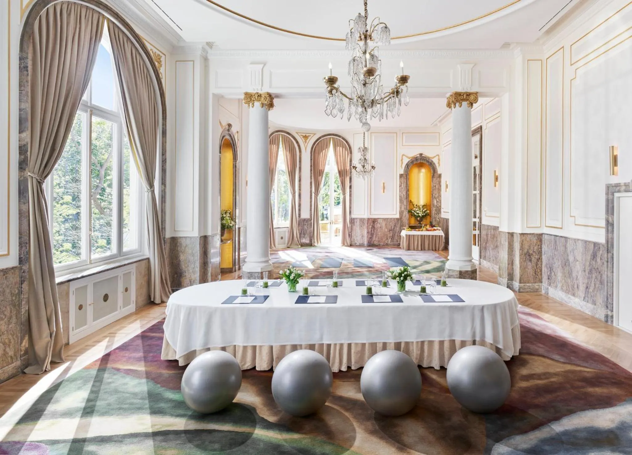 Meeting/conference room, Bed in Mandarin Oriental Ritz, Madrid