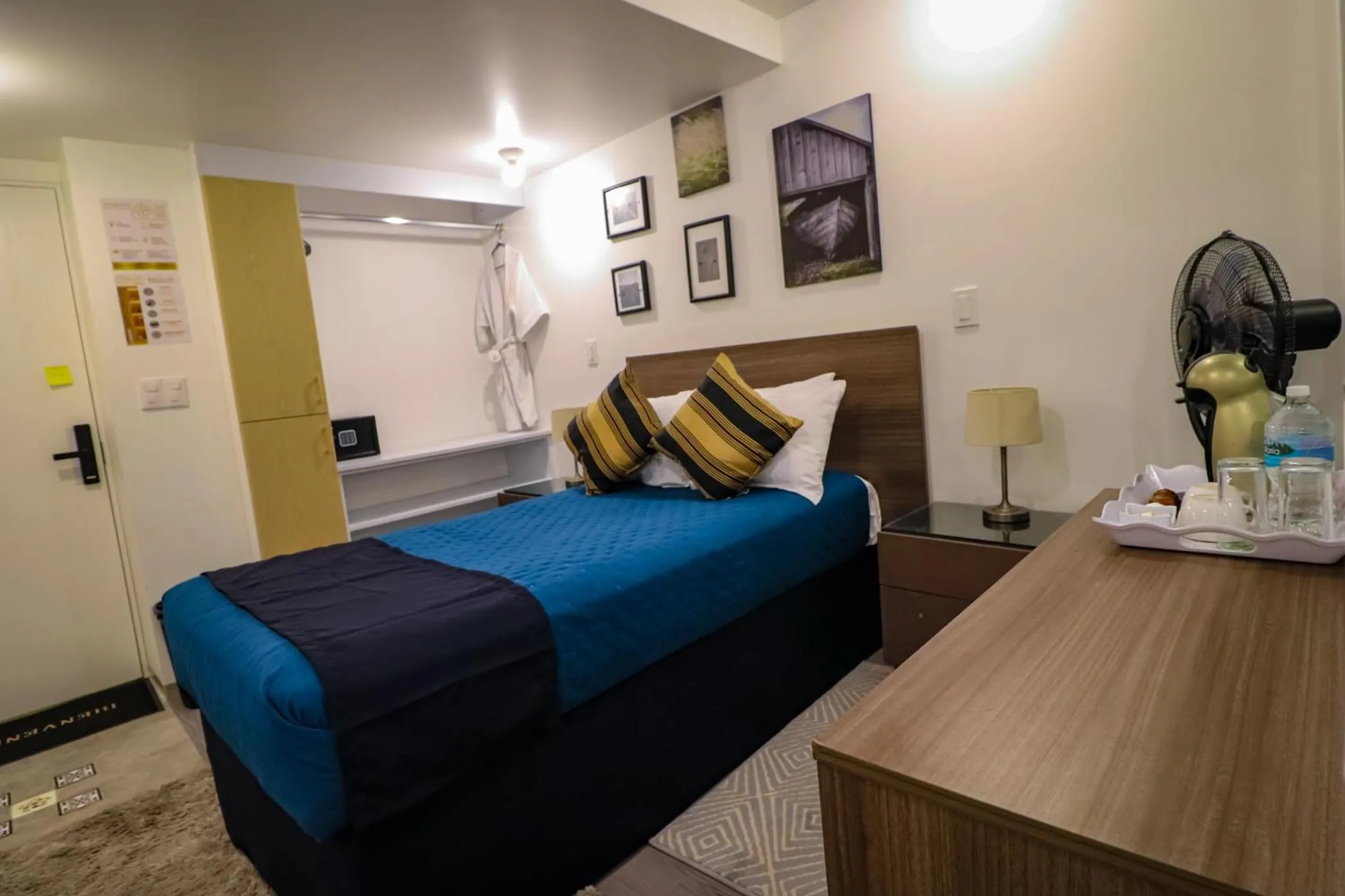 Bedroom, Bed in Hotel Emma