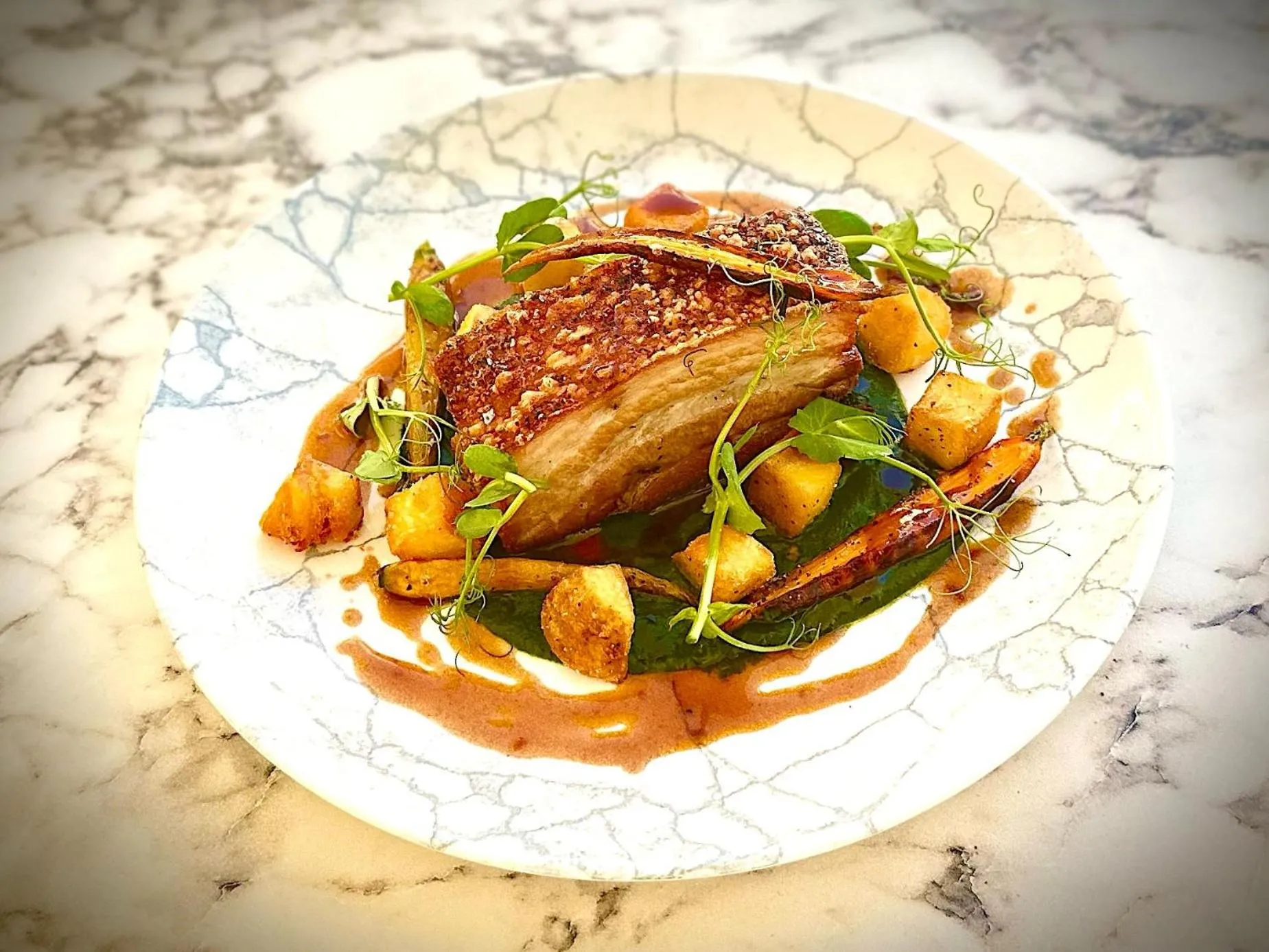 Restaurant/places to eat in Best Western Moore Place Hotel