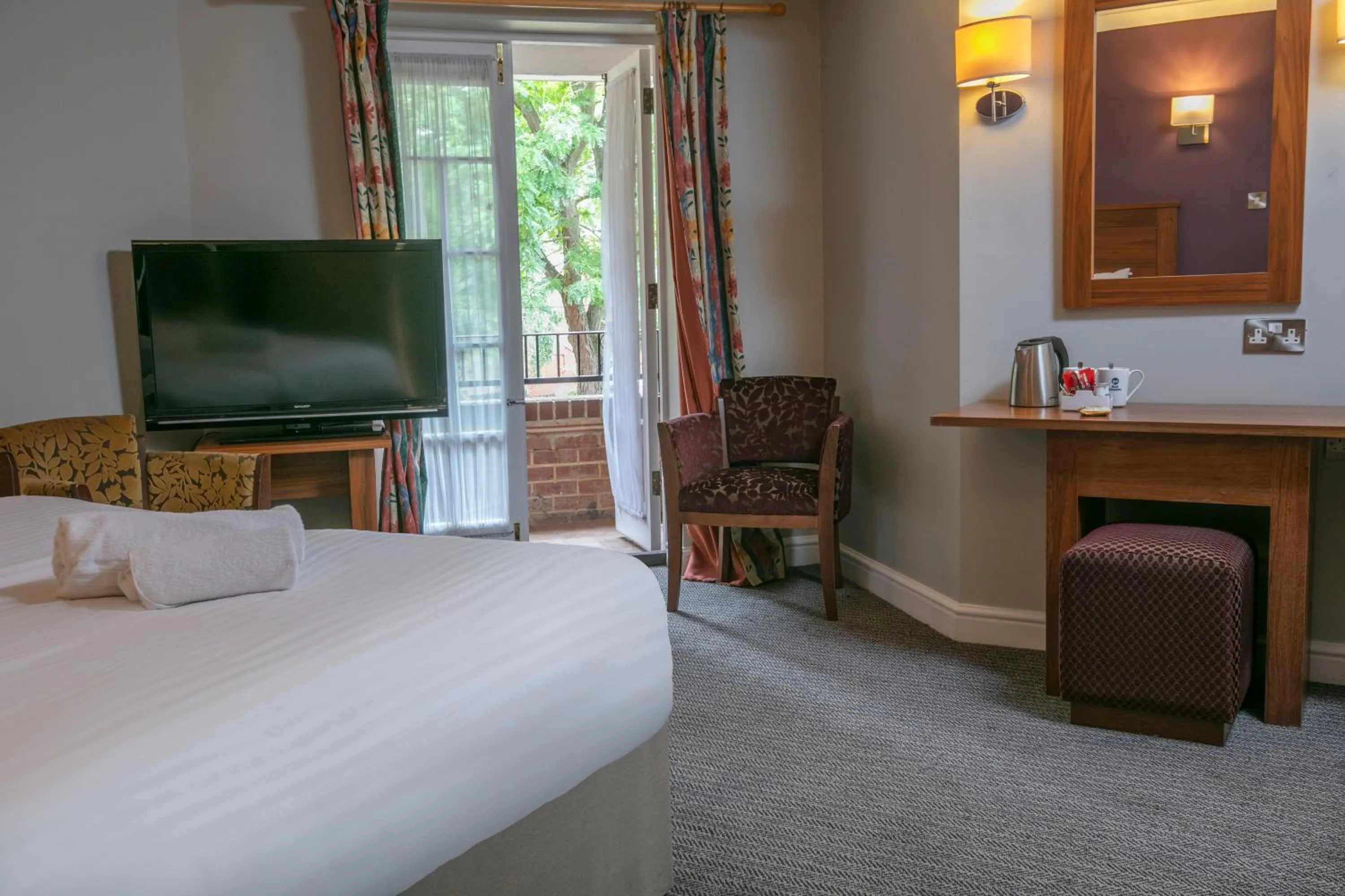 Bedroom, Bed in Best Western Moore Place Hotel