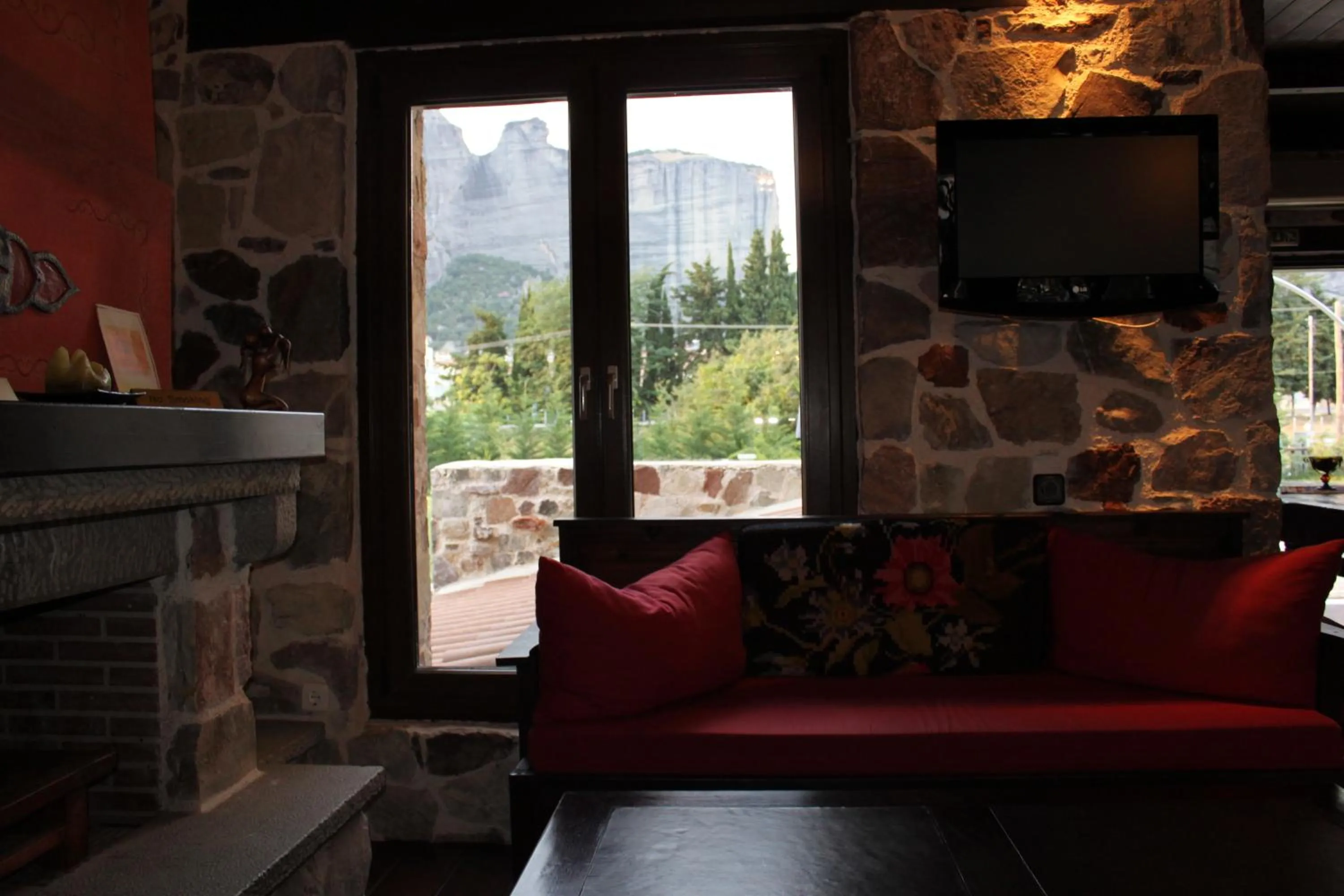 Living room in Monastiri Guesthouse