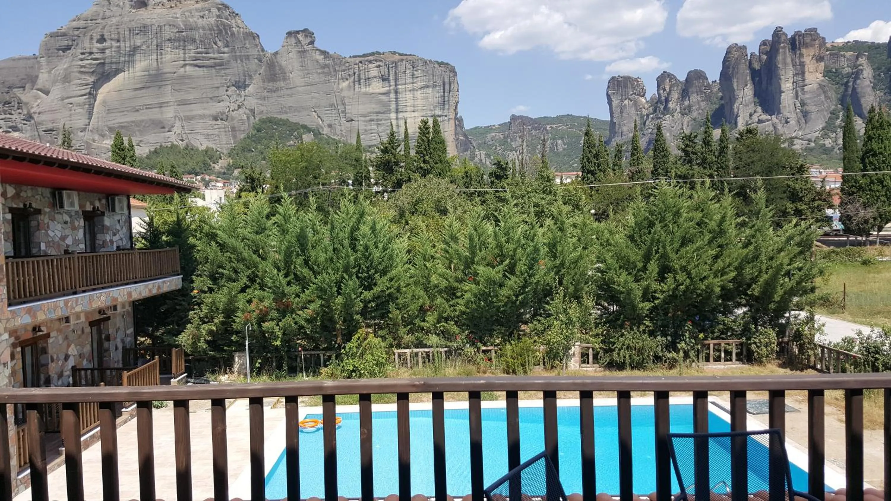 Monastiri Guesthouse