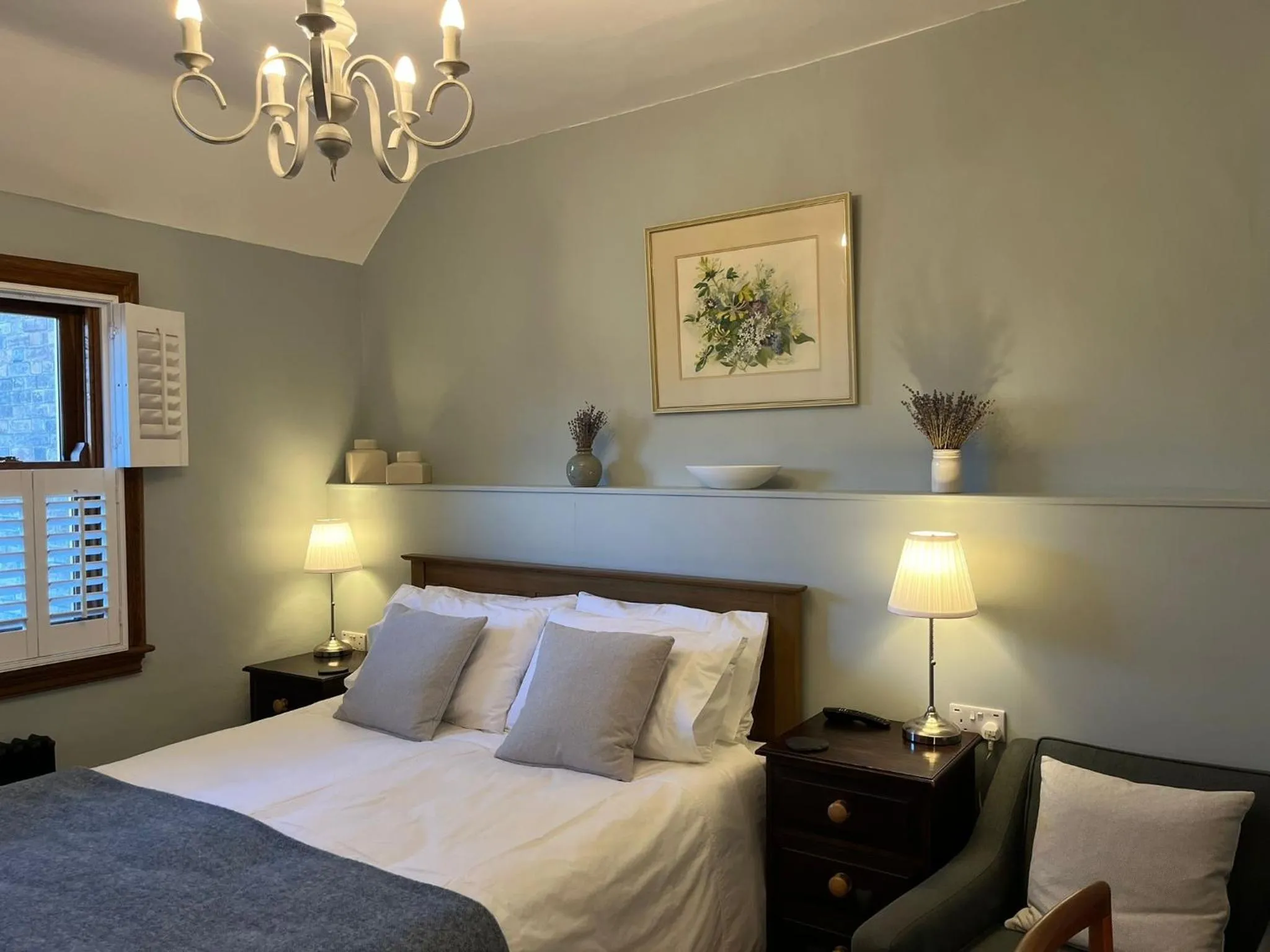 Bedroom, Bed in The Globe House