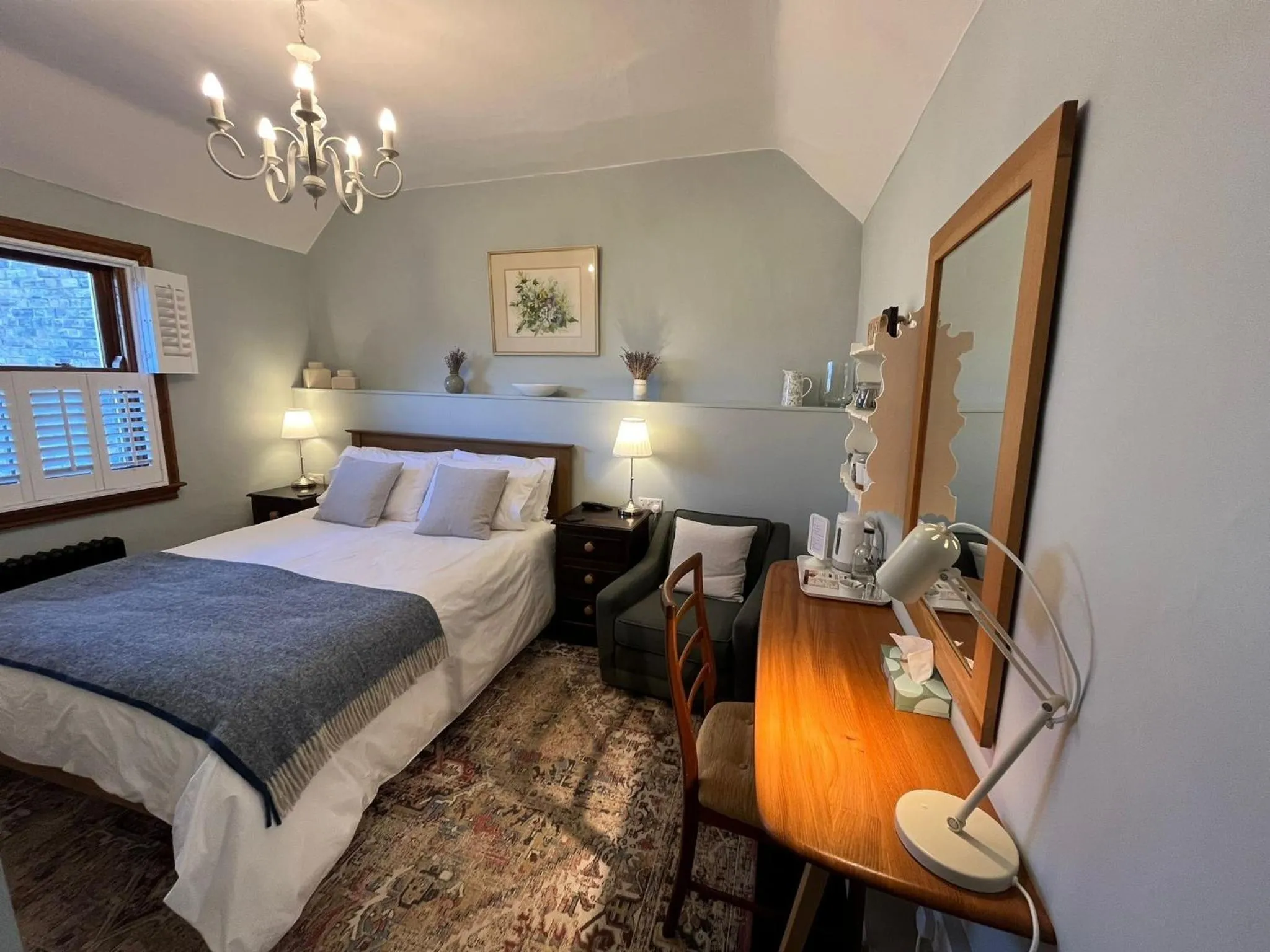 Bedroom, Bed in The Globe House