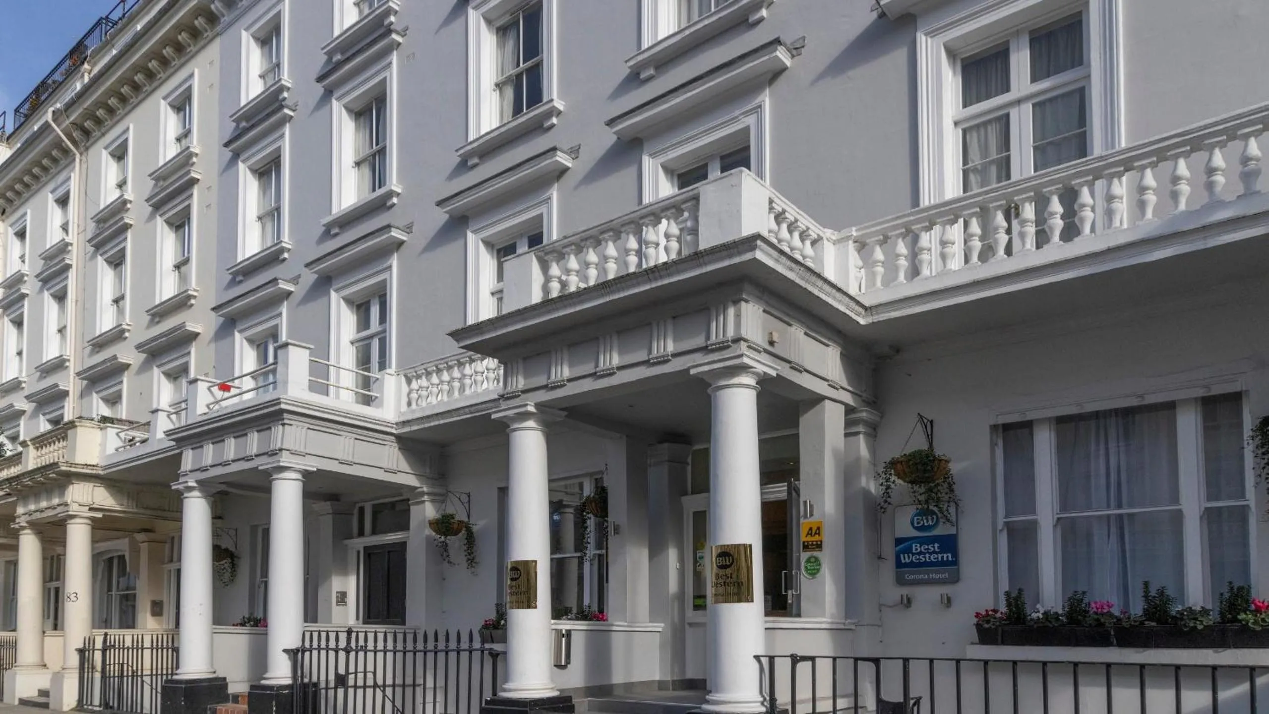 Property building in Best Western Corona Hotel