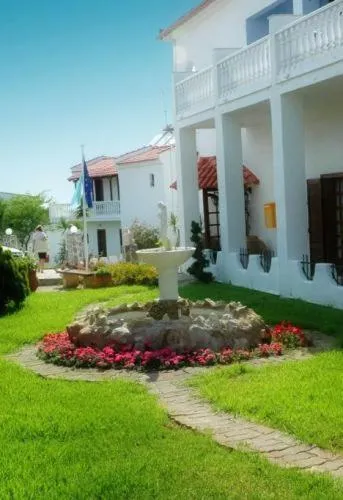 Facade/entrance in Hotel Navarone