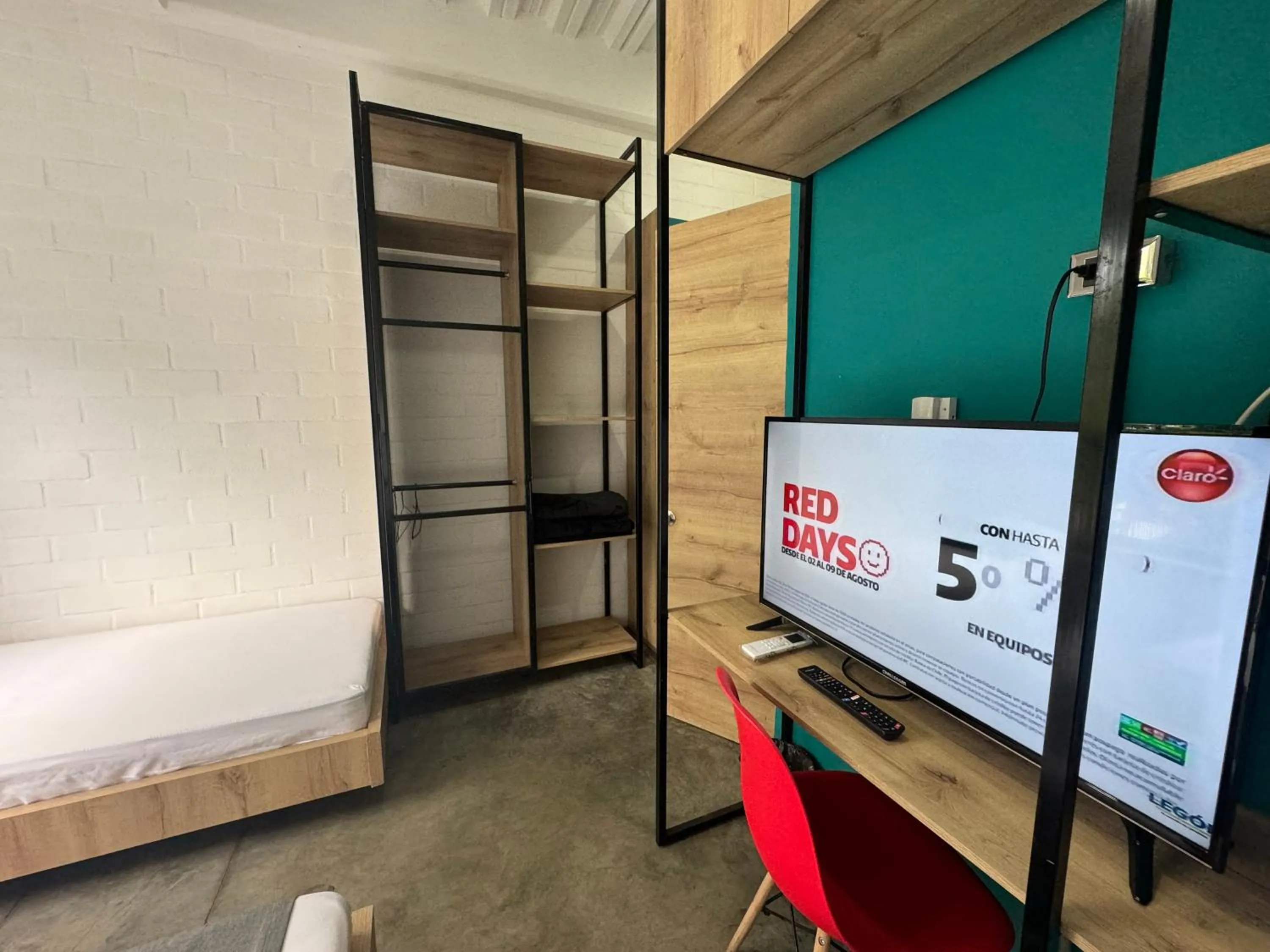 Bed in Hotel Living Box San Fernando