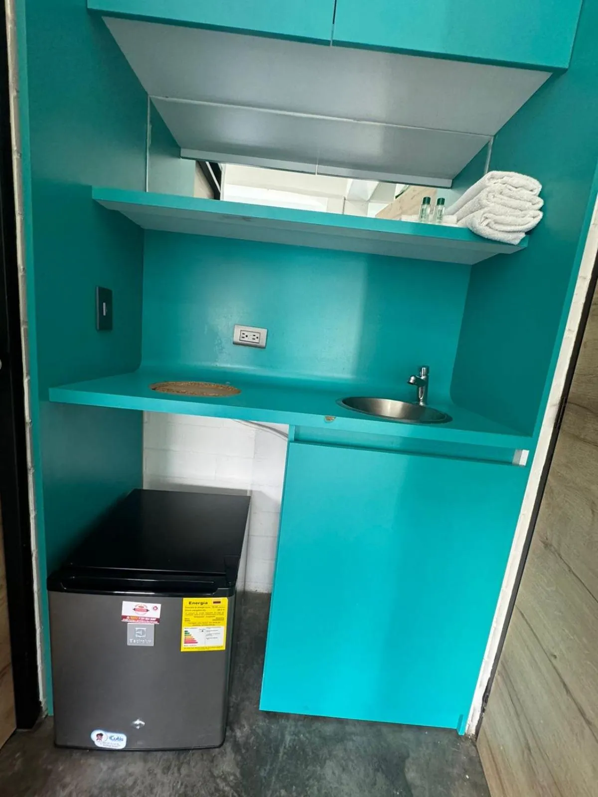 Photo of the whole room in Hotel Living Box San Fernando