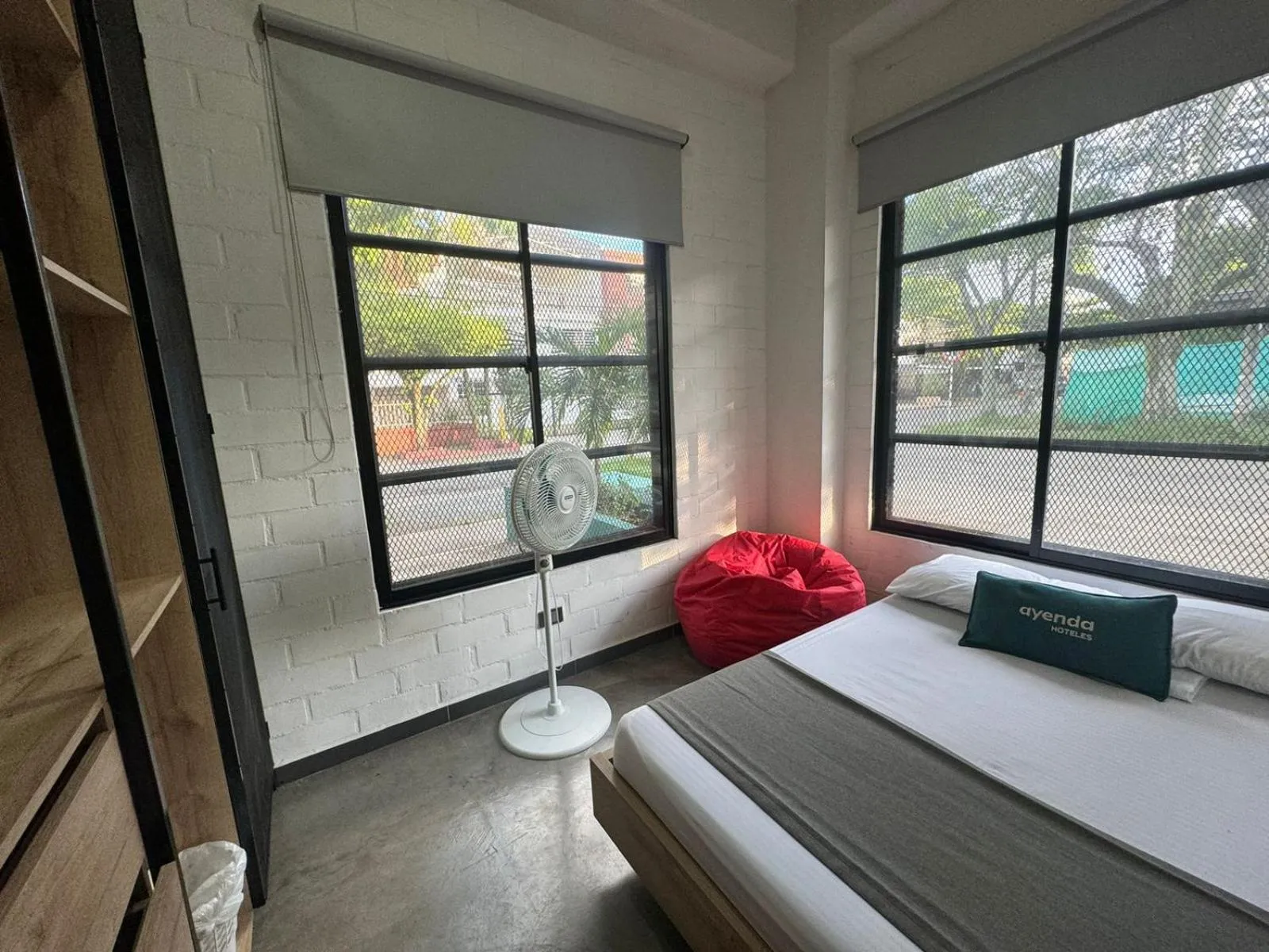 Bed in Hotel Living Box San Fernando