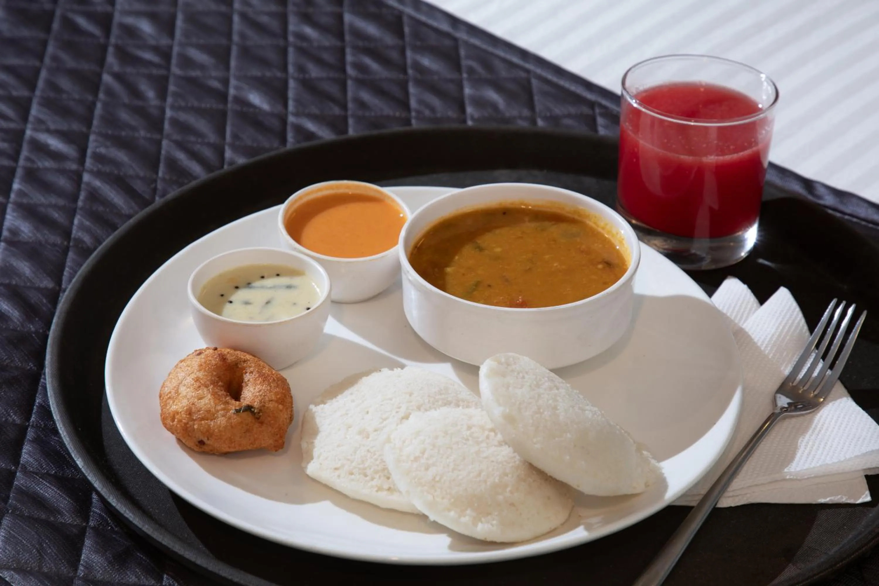 Food and drinks in 44 Oasis