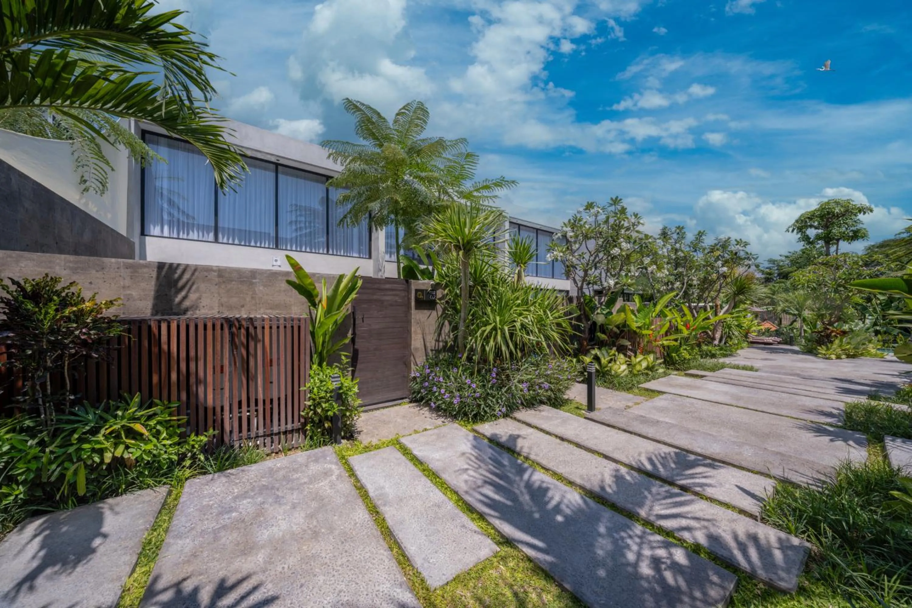 Property building in Umalas Creek Villas - Pool Villa with Shared Sauna & Ice Bath