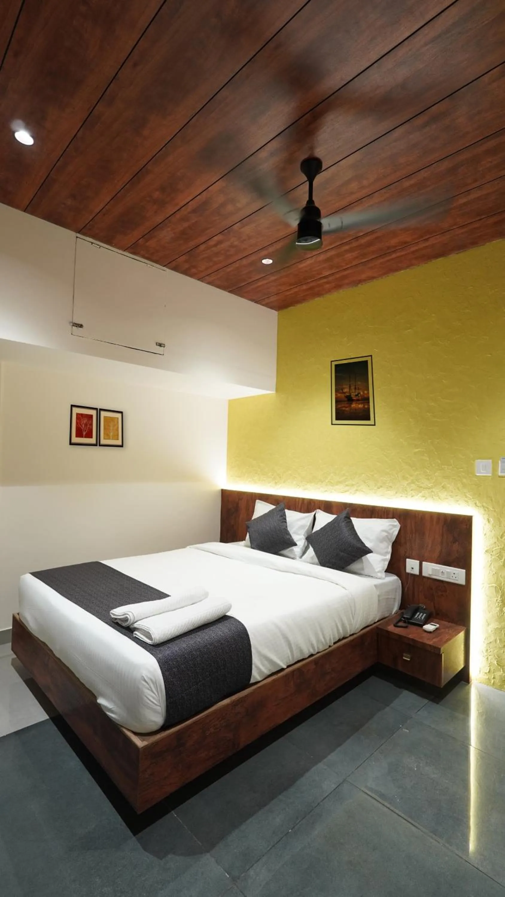 Superior Double Room in Hotel Hive Inn - Kozhikode