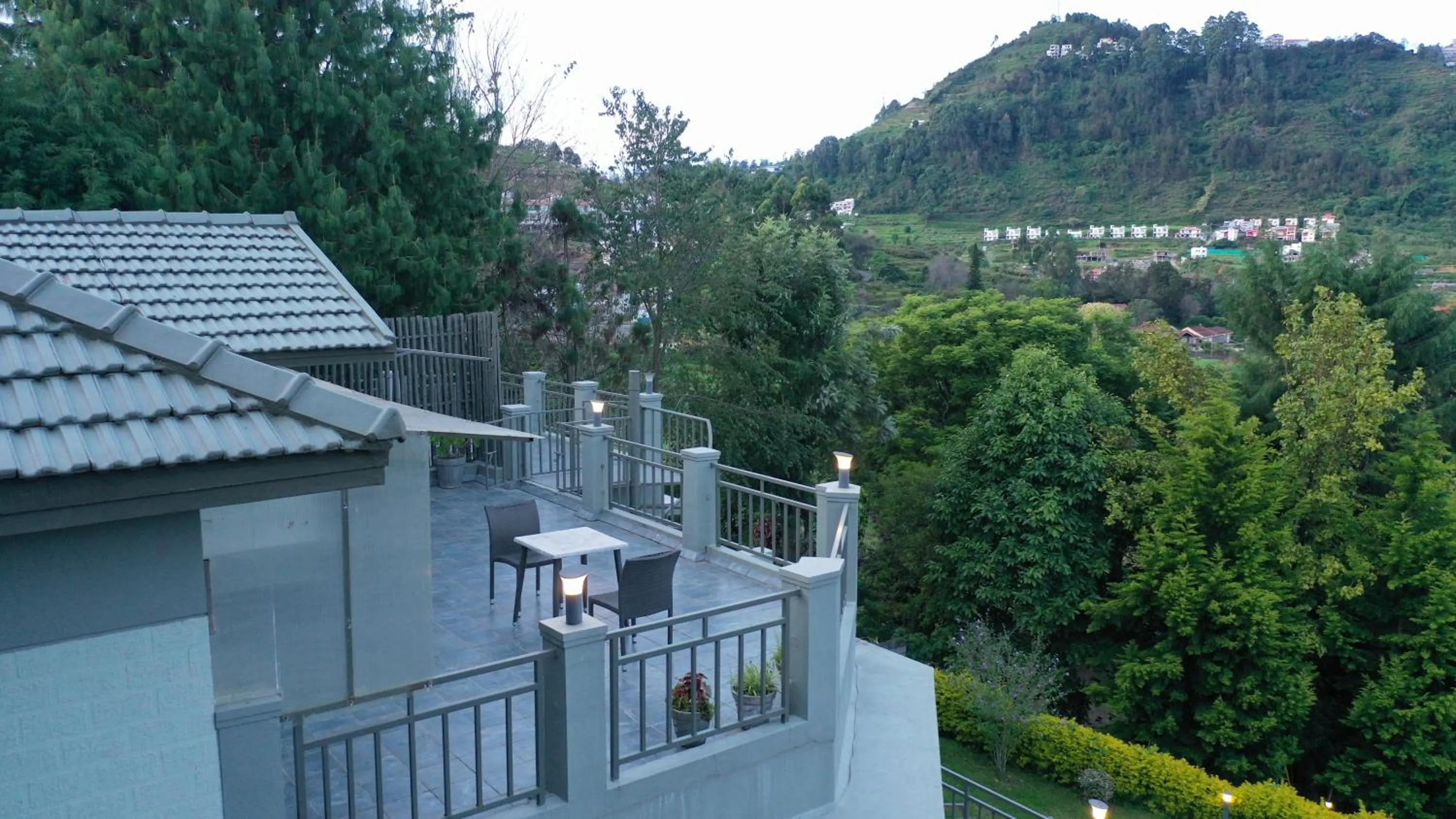 Property building in Avadale Kodaikanal - Stag Groups Not Allowed