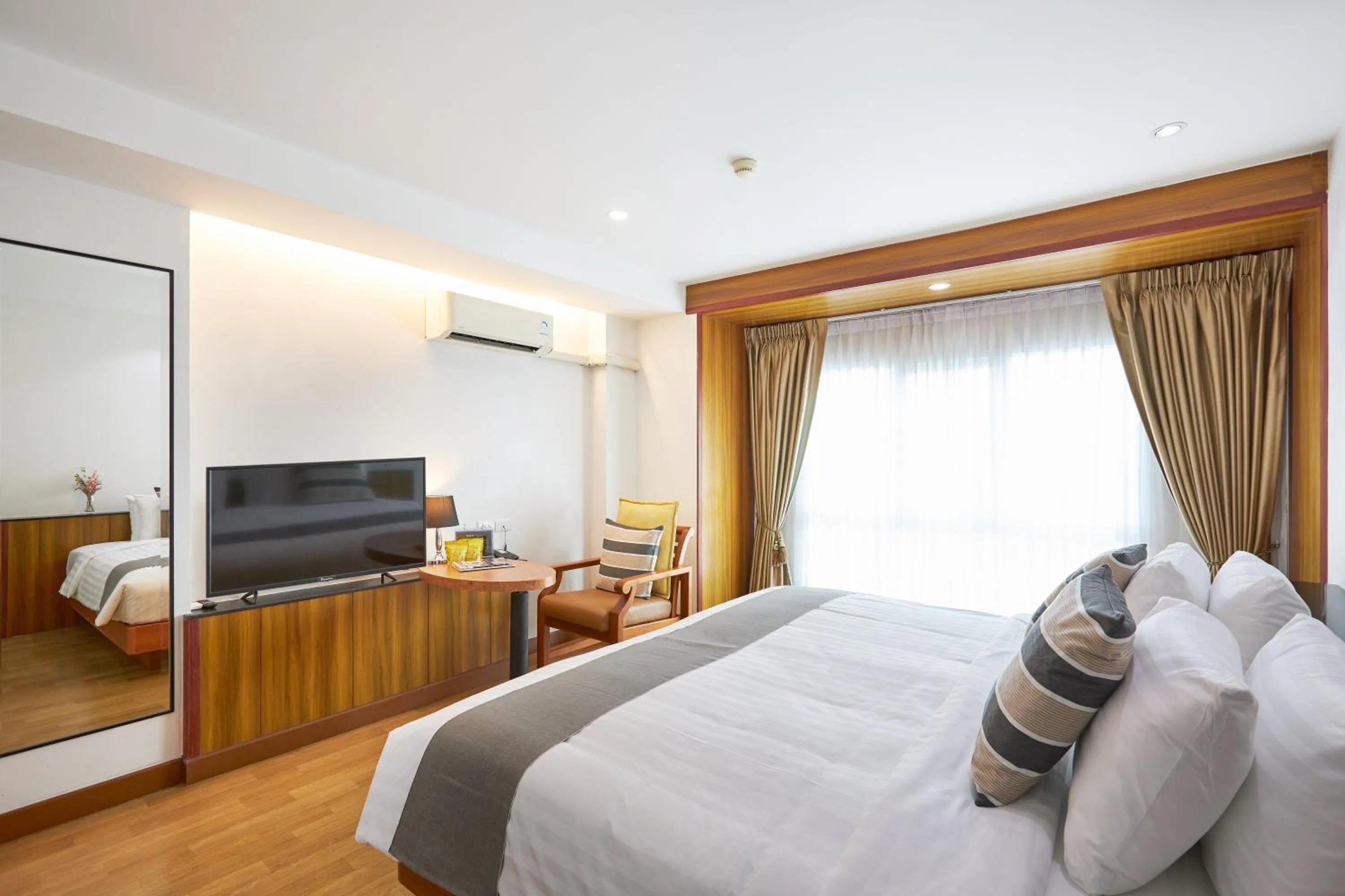 Bedroom in NJOY Prestige Grand Hotel Don Mueang