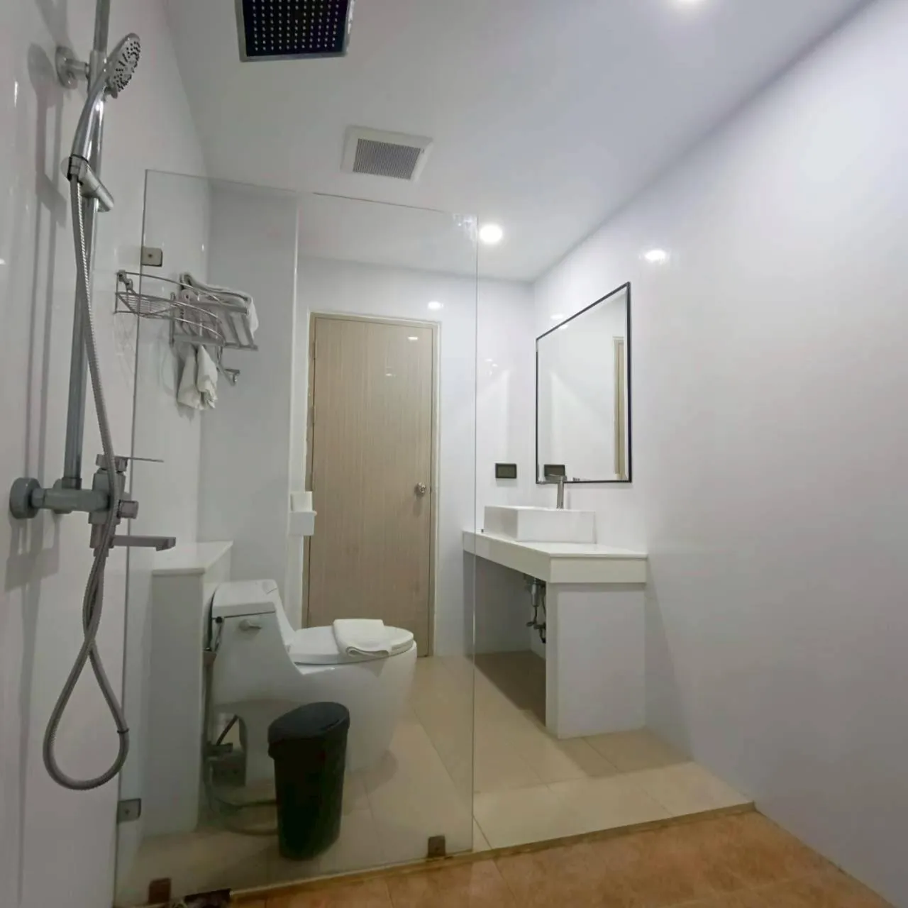 Cozy Donmueang Hotel