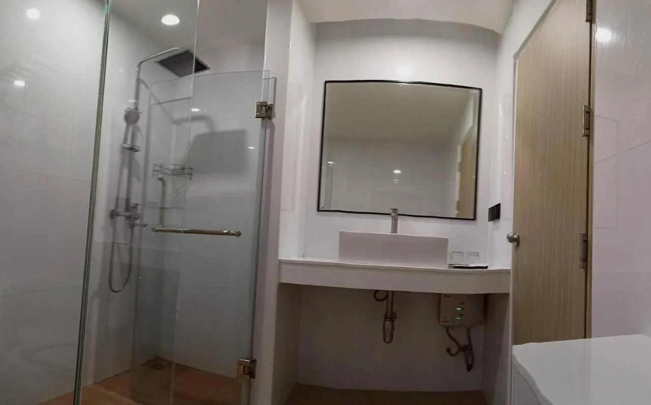 Cozy Donmueang Hotel