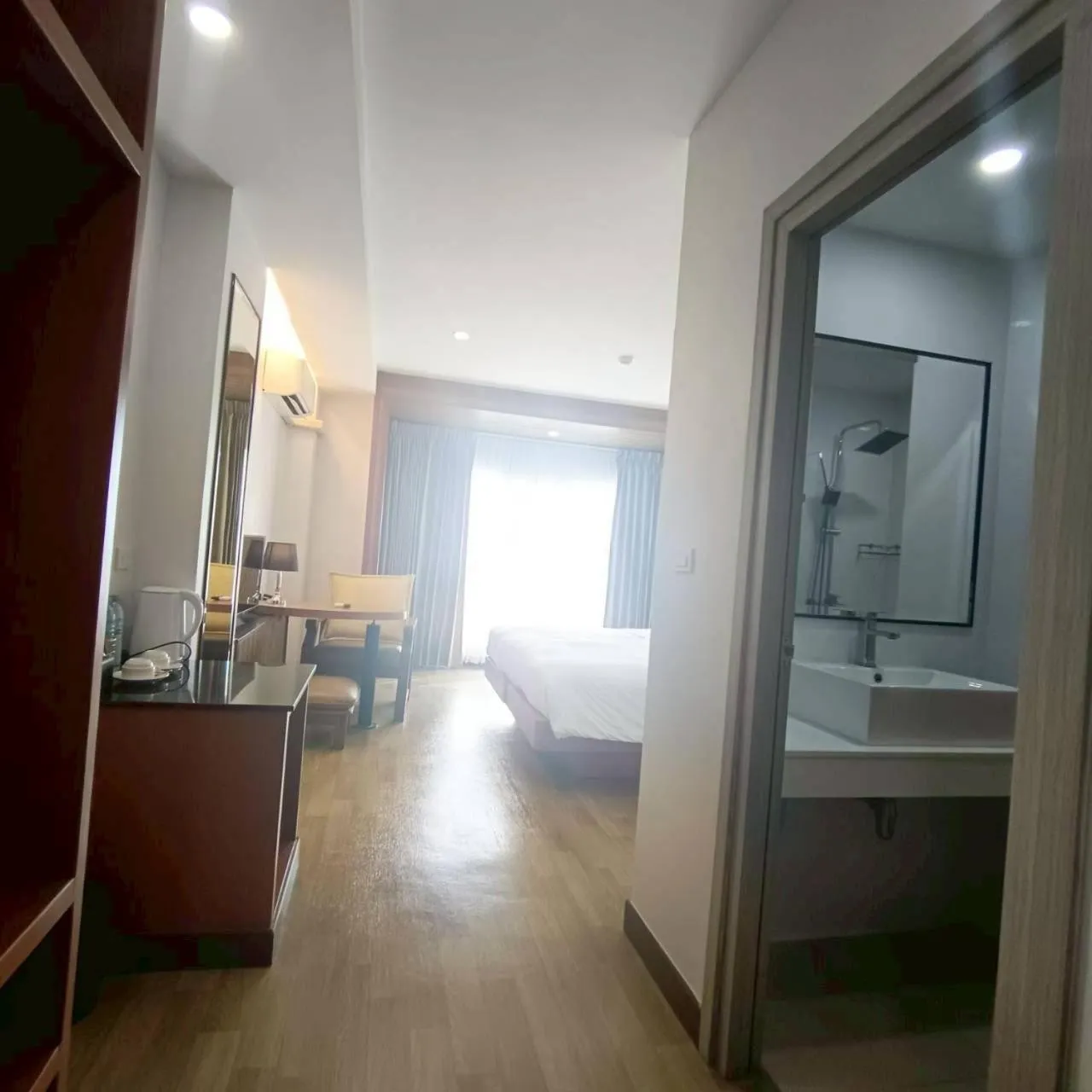 Cozy Donmueang Hotel