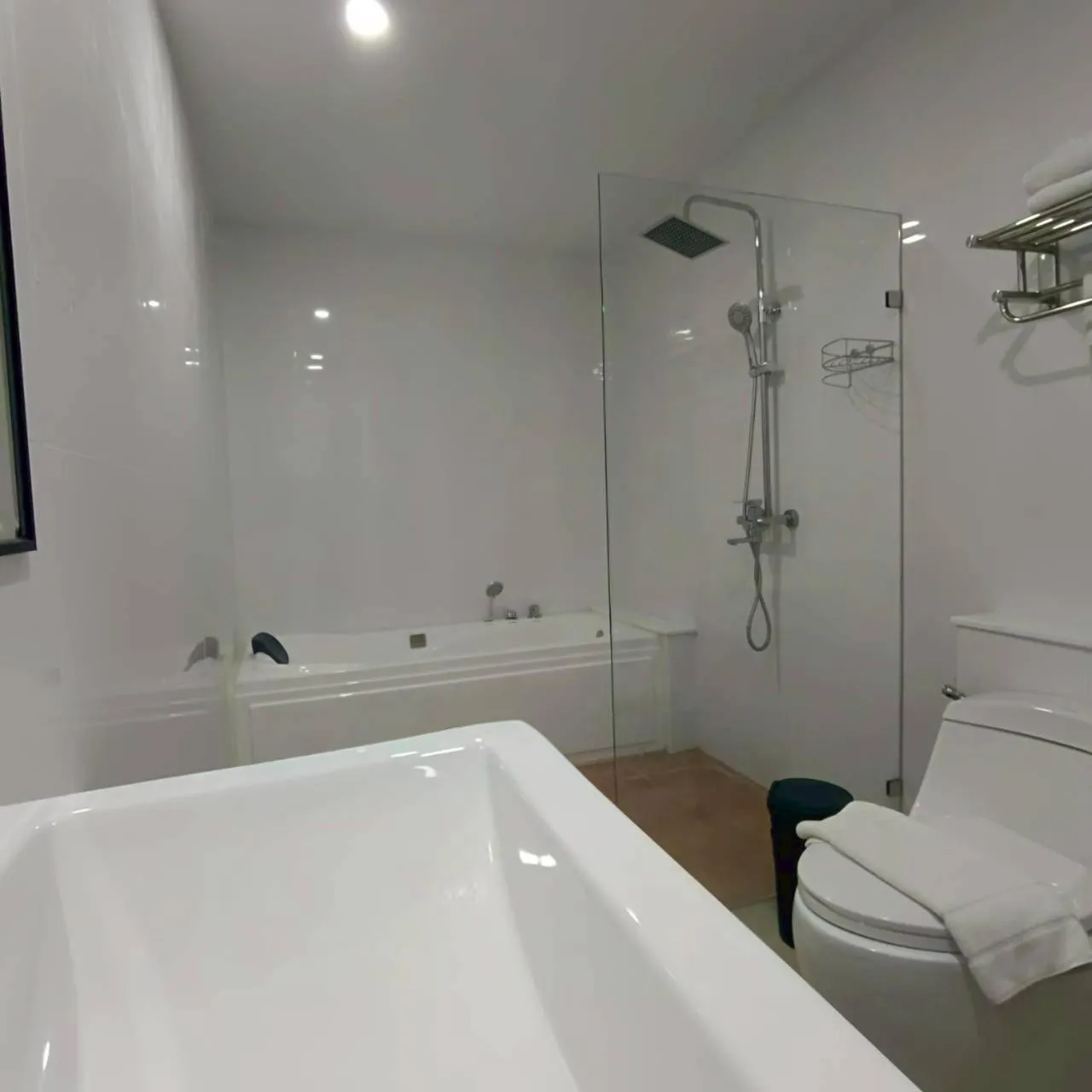 Cozy Donmueang Hotel