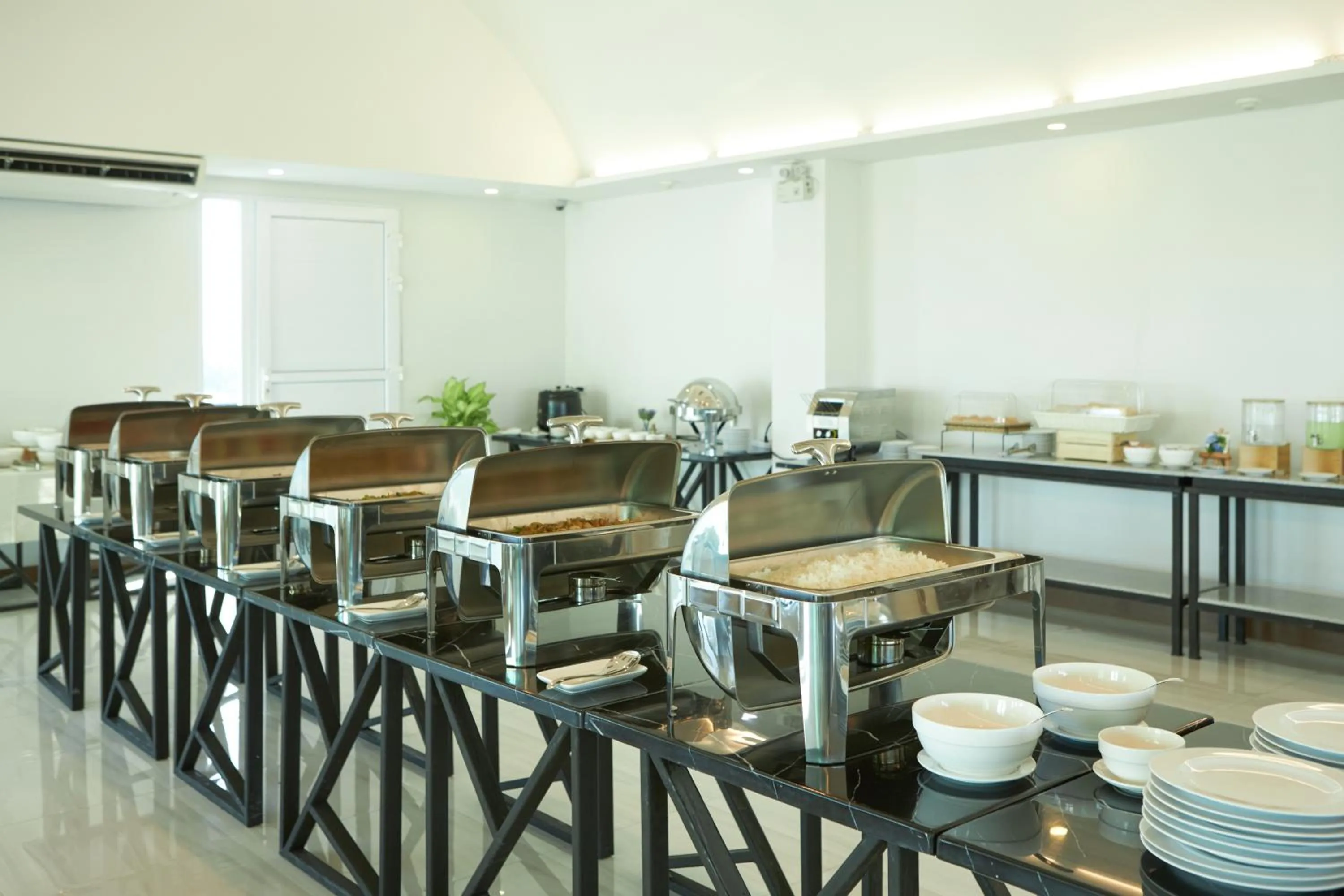 Buffet breakfast in NJOY Prestige Grand Hotel Don Mueang