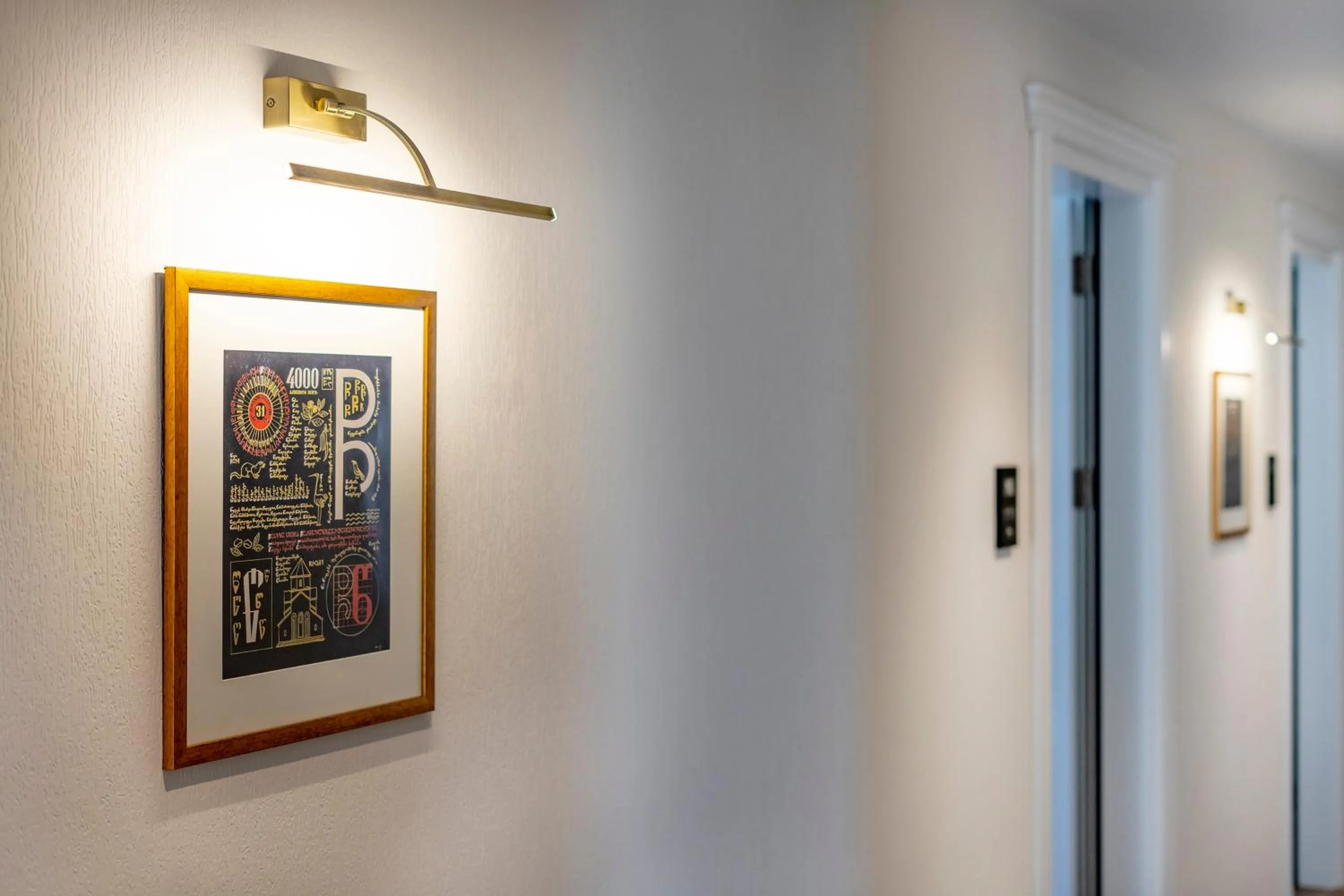 Decorative detail in Iris Hotel