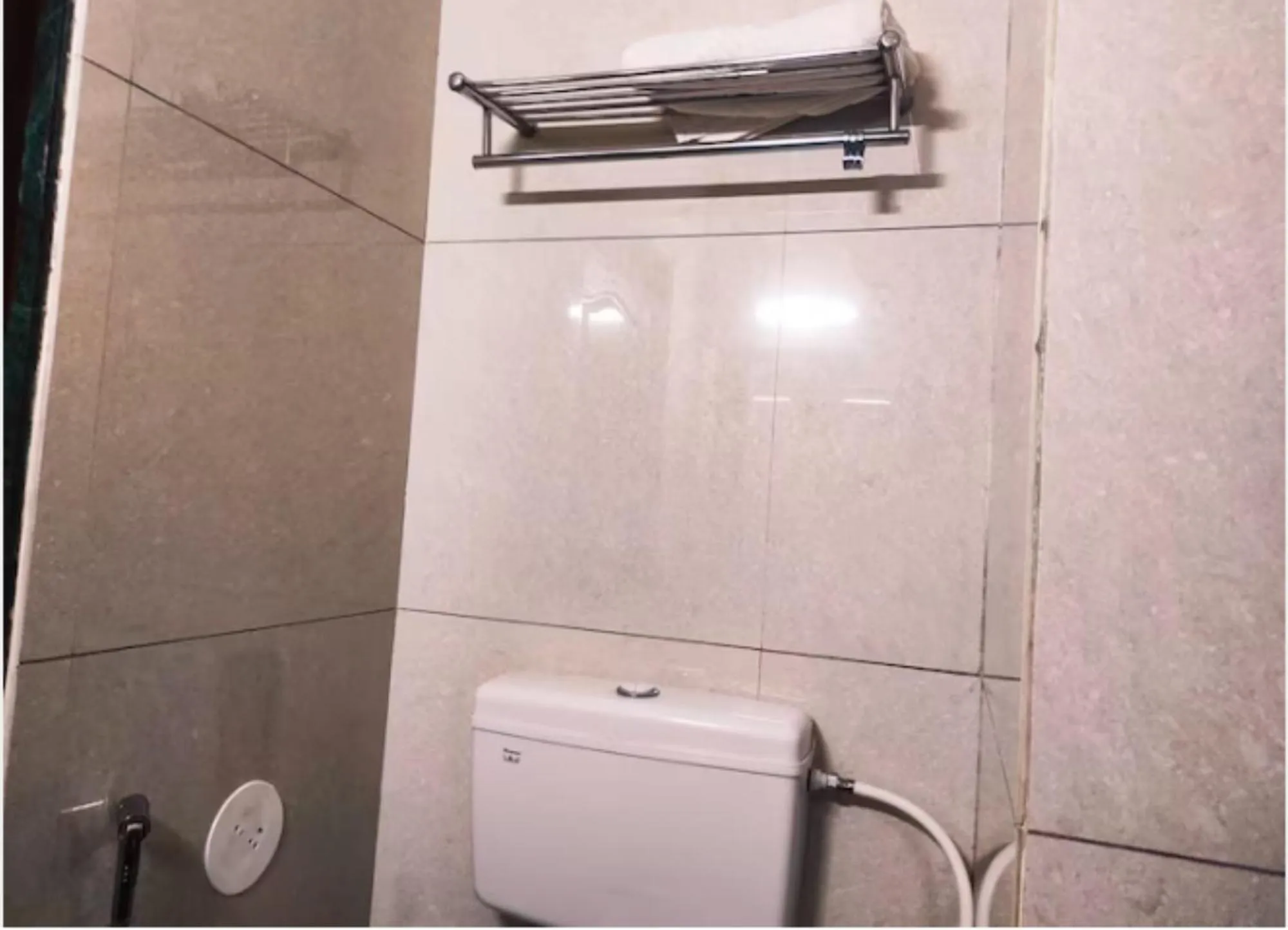 Hotel Orient Crown, Kolhapur