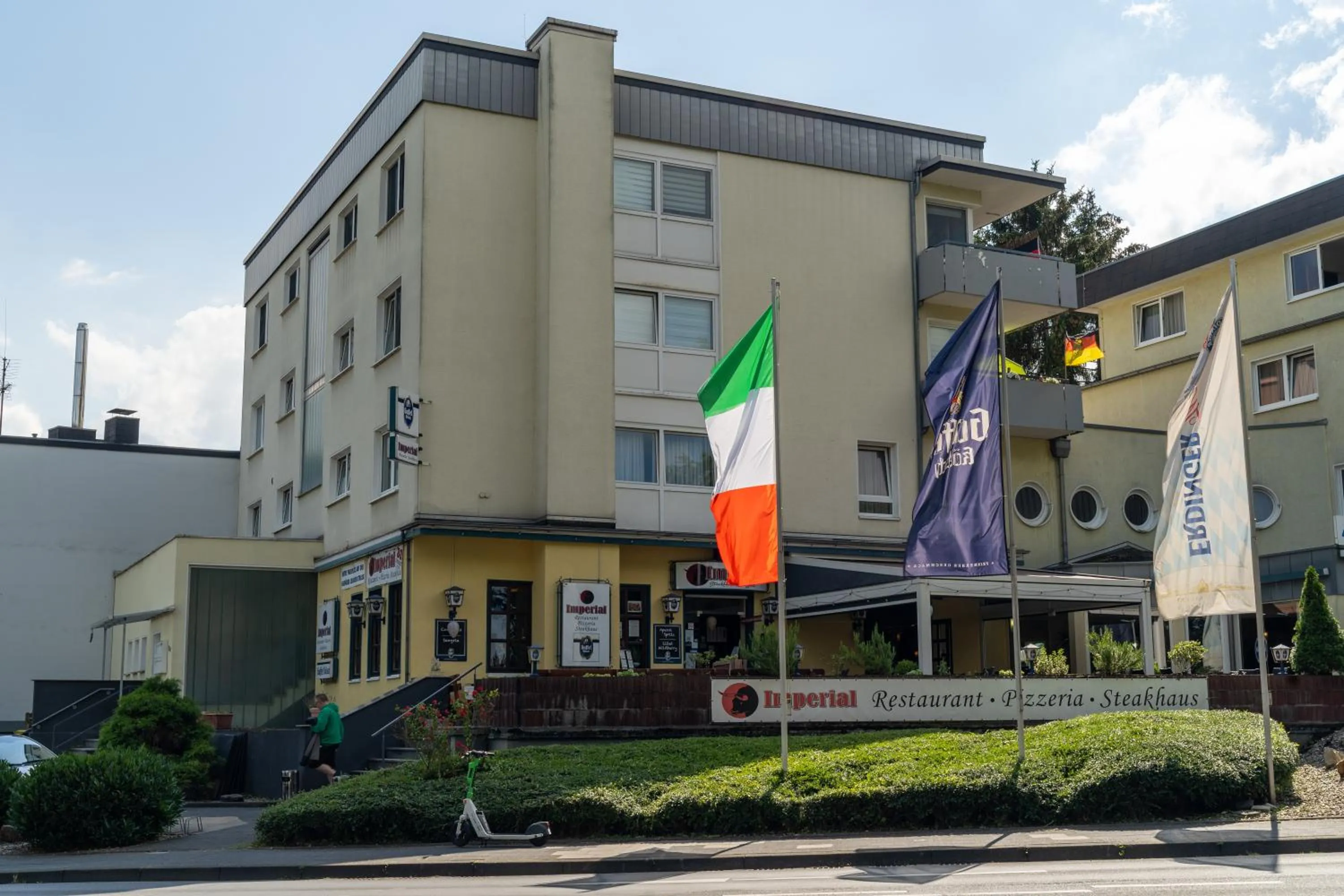 Property building in Airport Business Hotel Köln