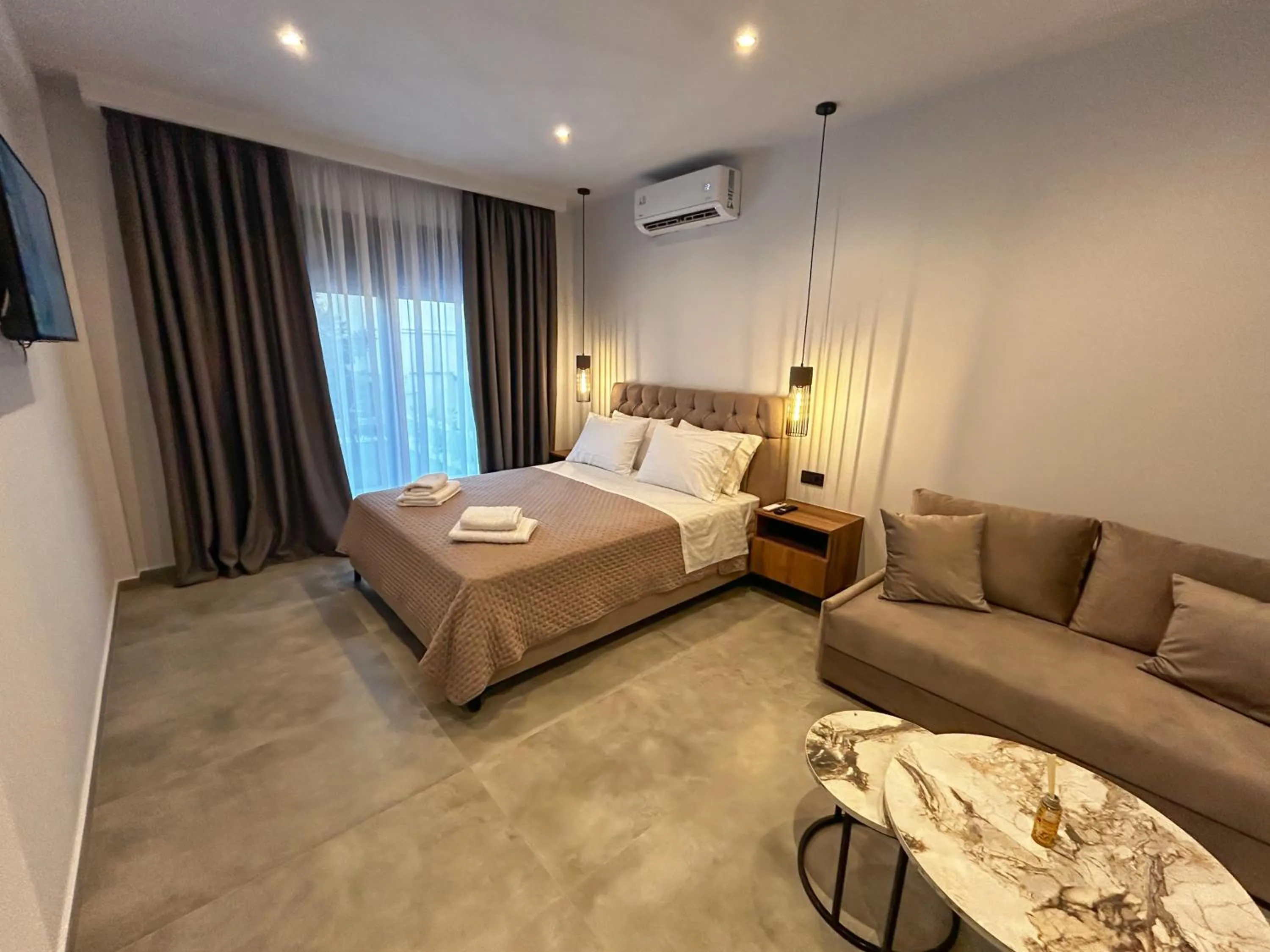 Bed in Dunes Luxury Apartments