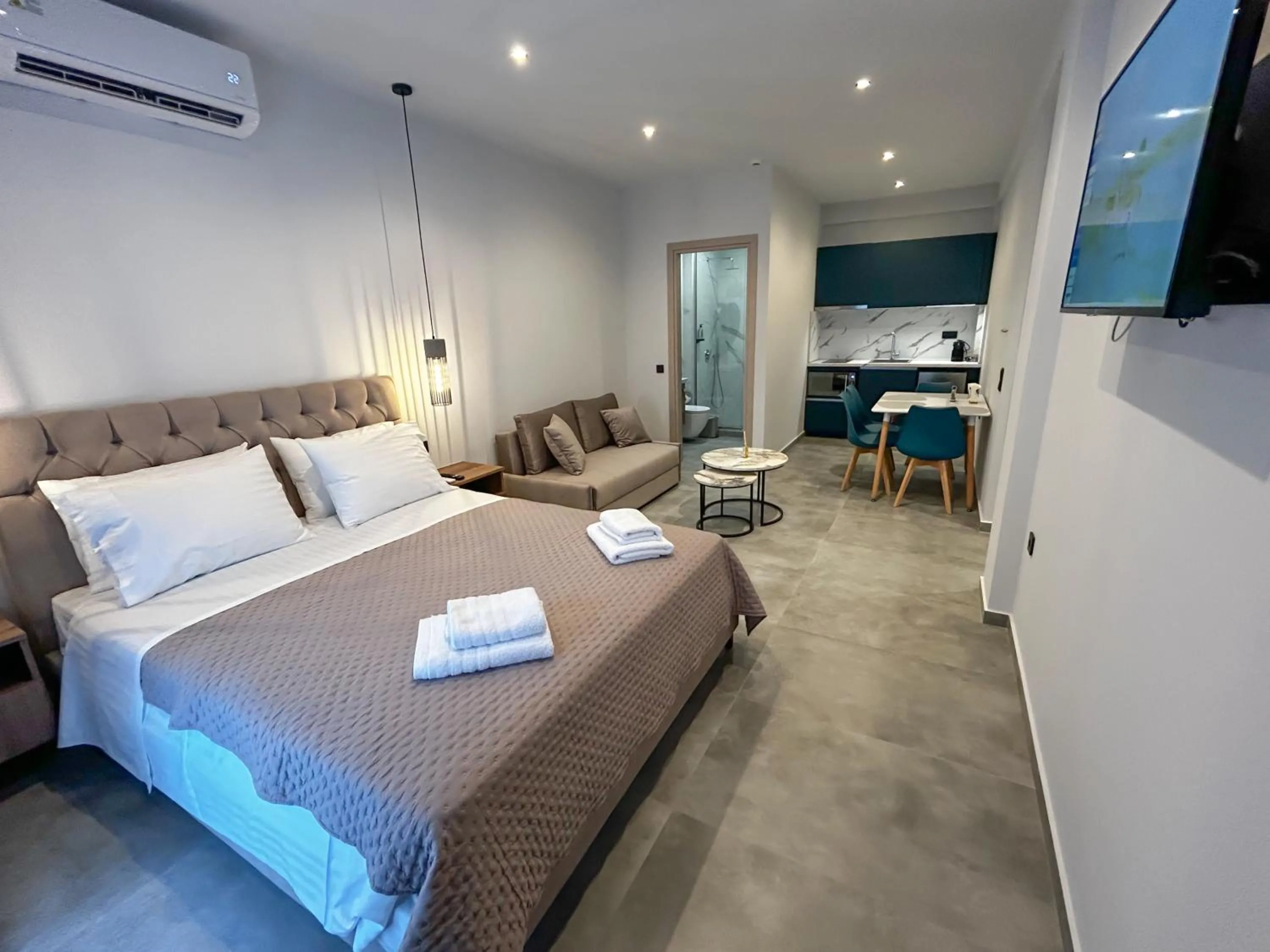 Bed in Dunes Luxury Apartments
