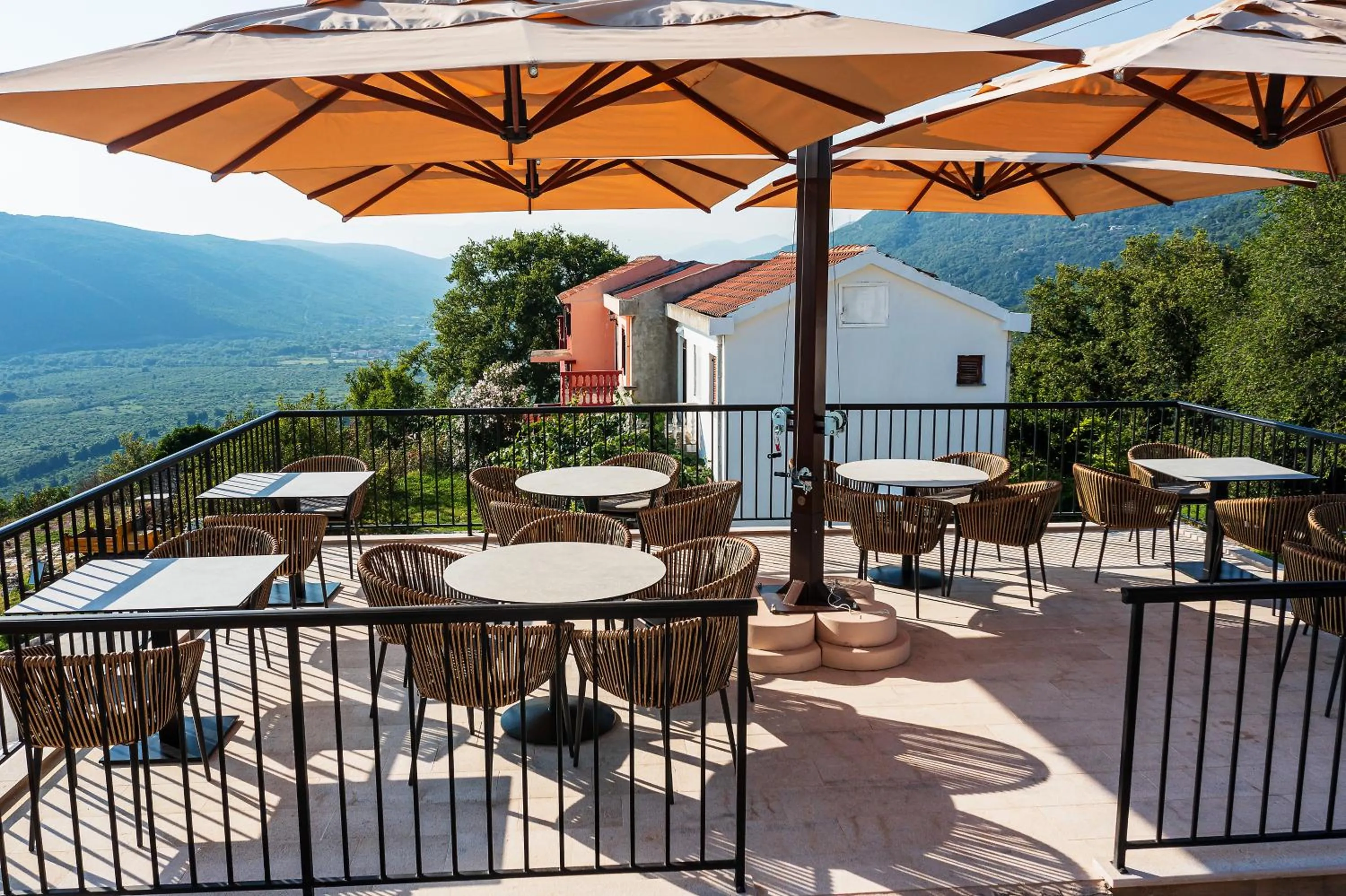 Restaurant/places to eat in Boutique hotel Ruzmarin SPA & Garden by Aycon