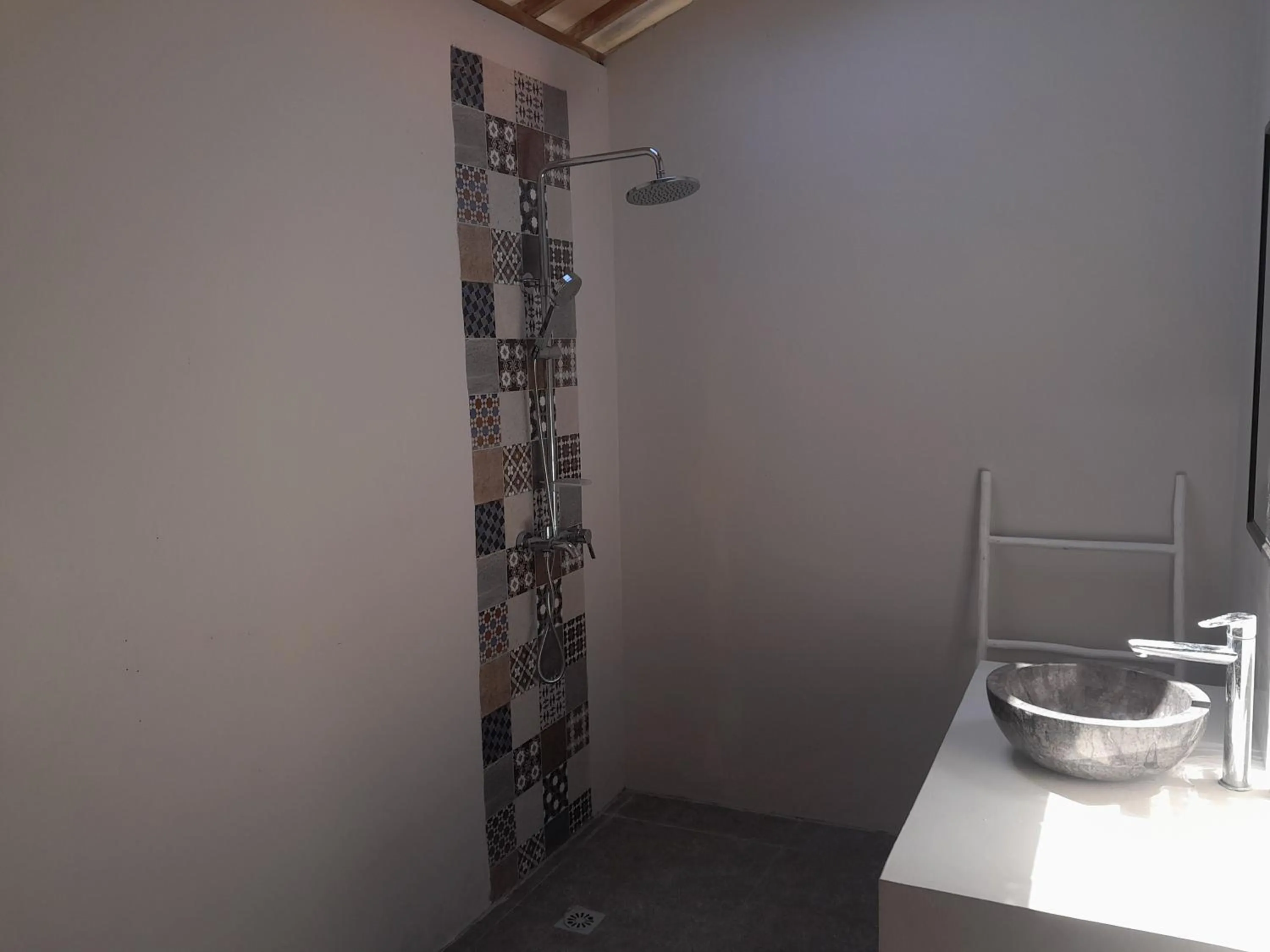 Shower in Maha Rama Villas Amed