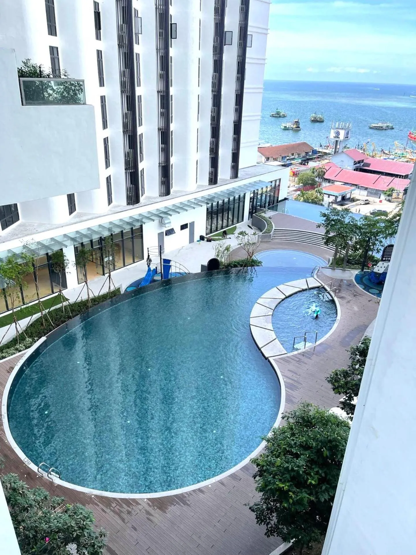 Swimming pool in The Shore Kota Kinabalu