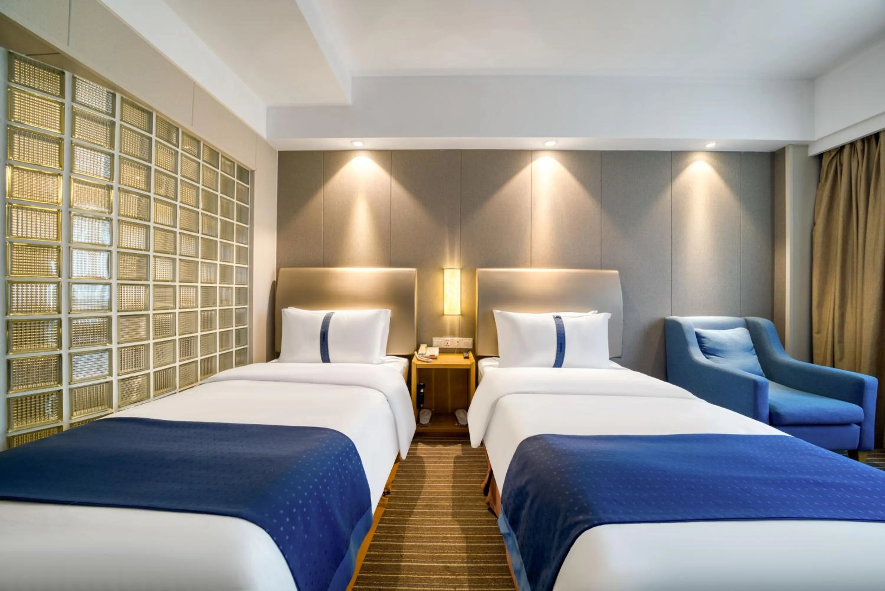 Bed in Hangzhou Haixin Hotel