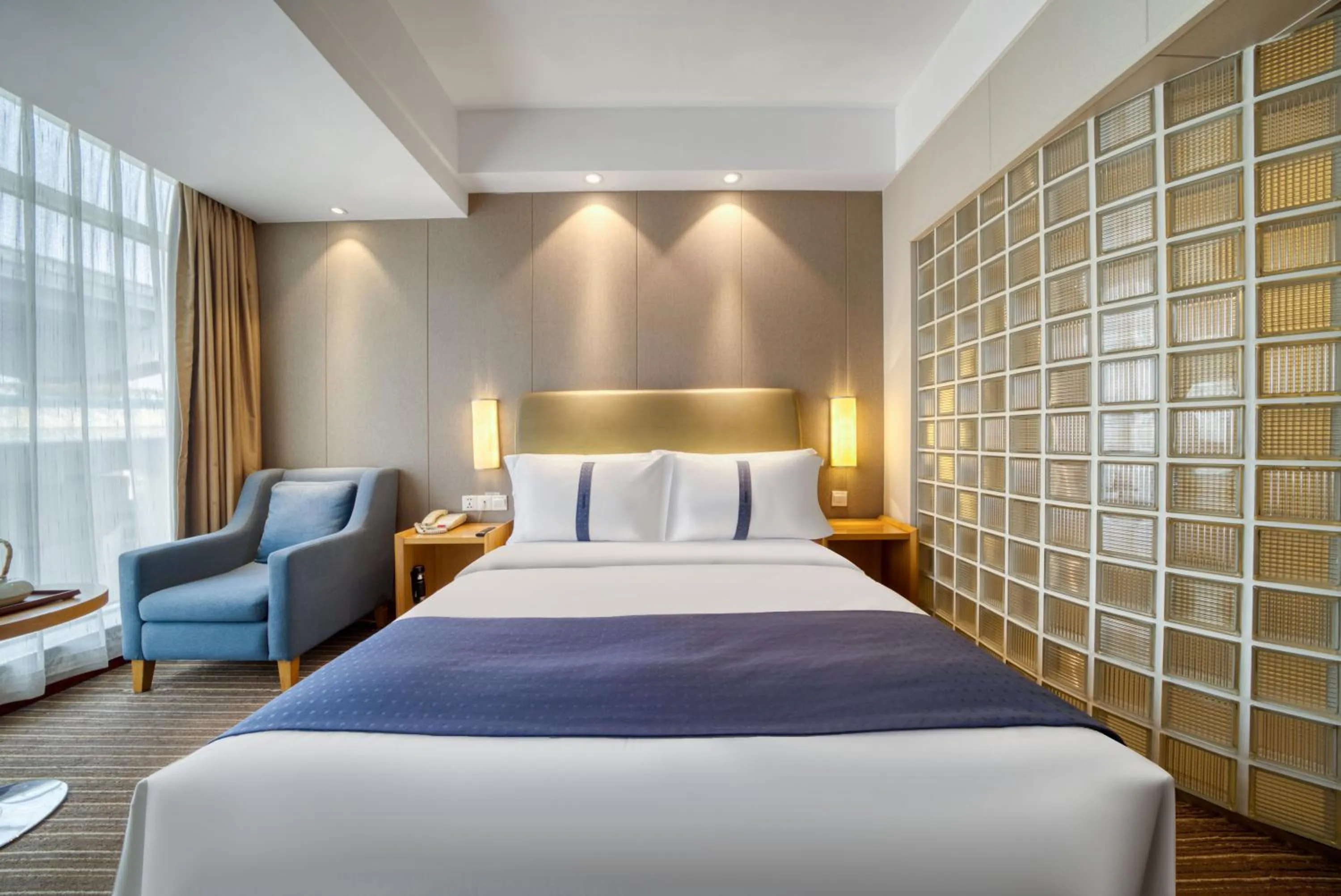 Bed in Hangzhou Haixin Hotel