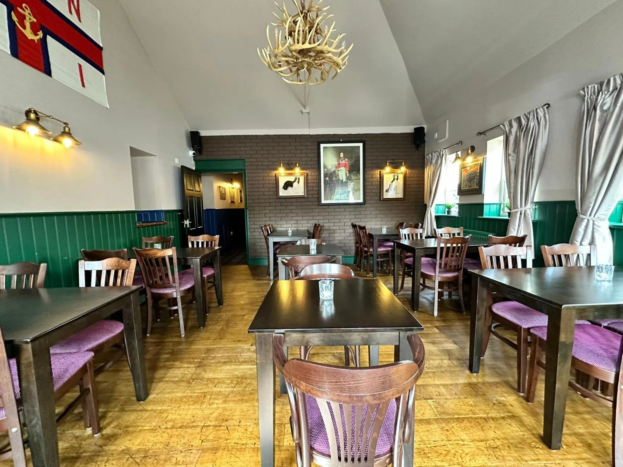 Restaurant/places to eat in The Prince Albert Pub & Hotel with onsite FREE PARKING 2 minutes from Legoland