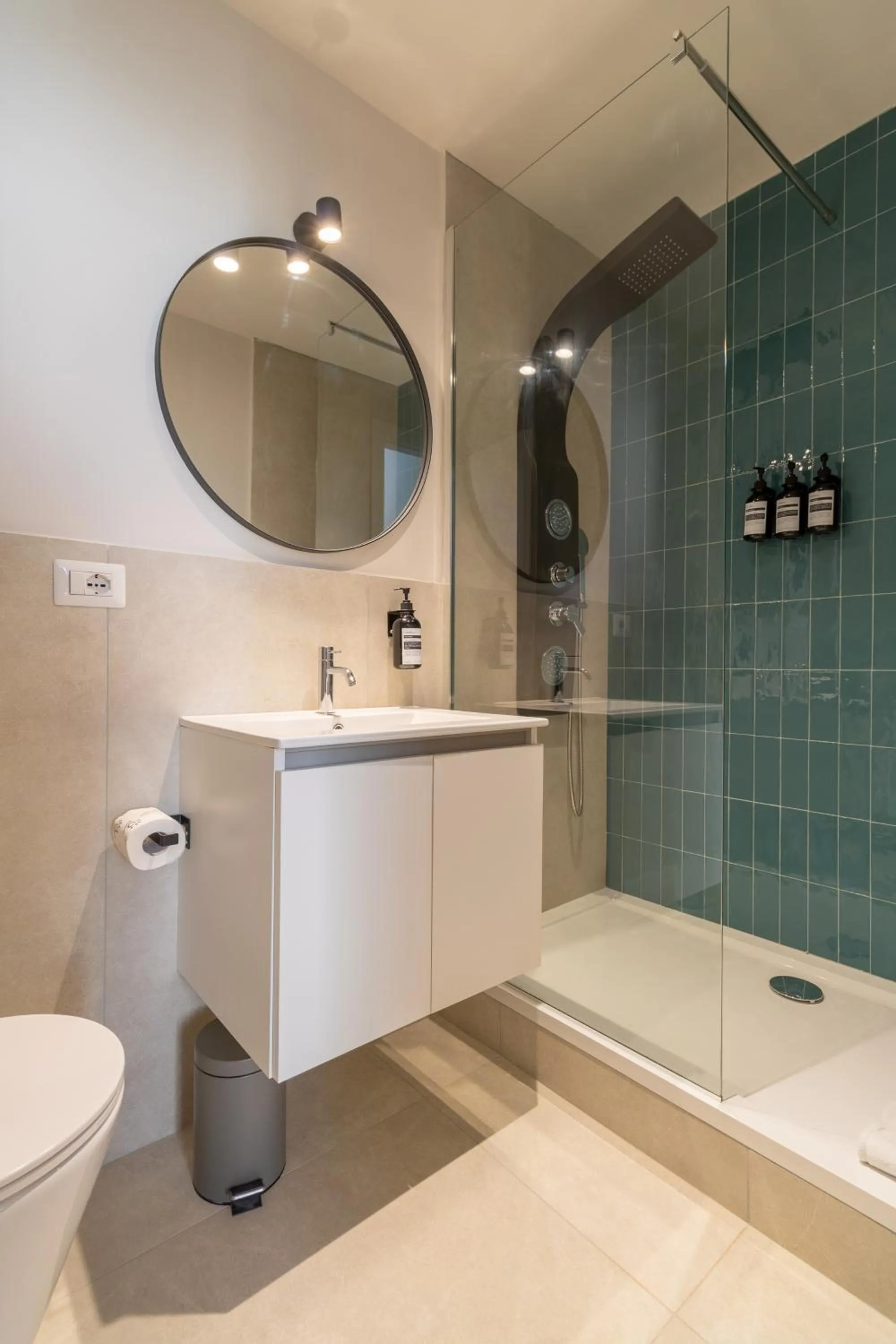 Shower in Guesthouse Emilio