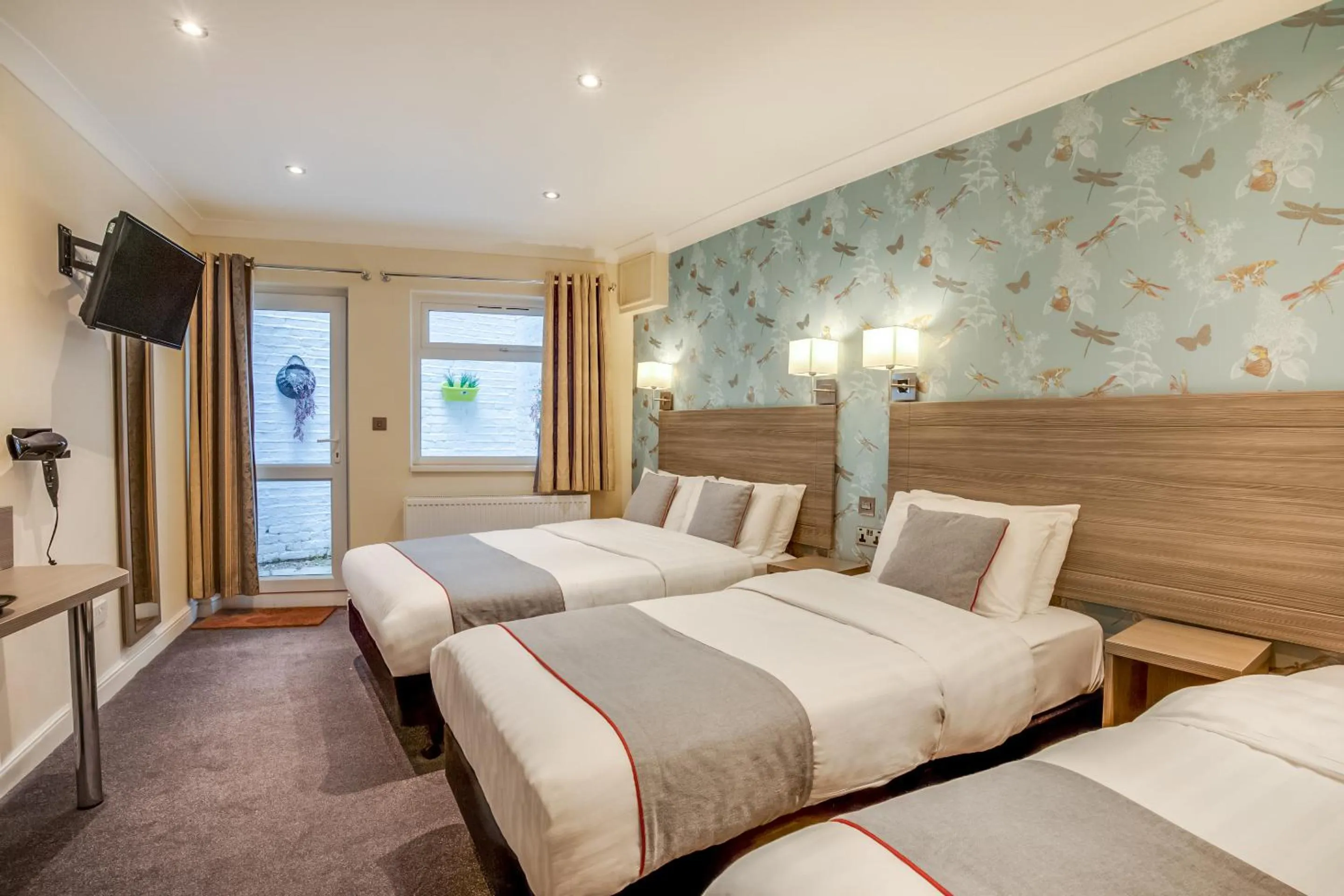 Bedroom, Bed in OYO Bakers Hotel London Victoria