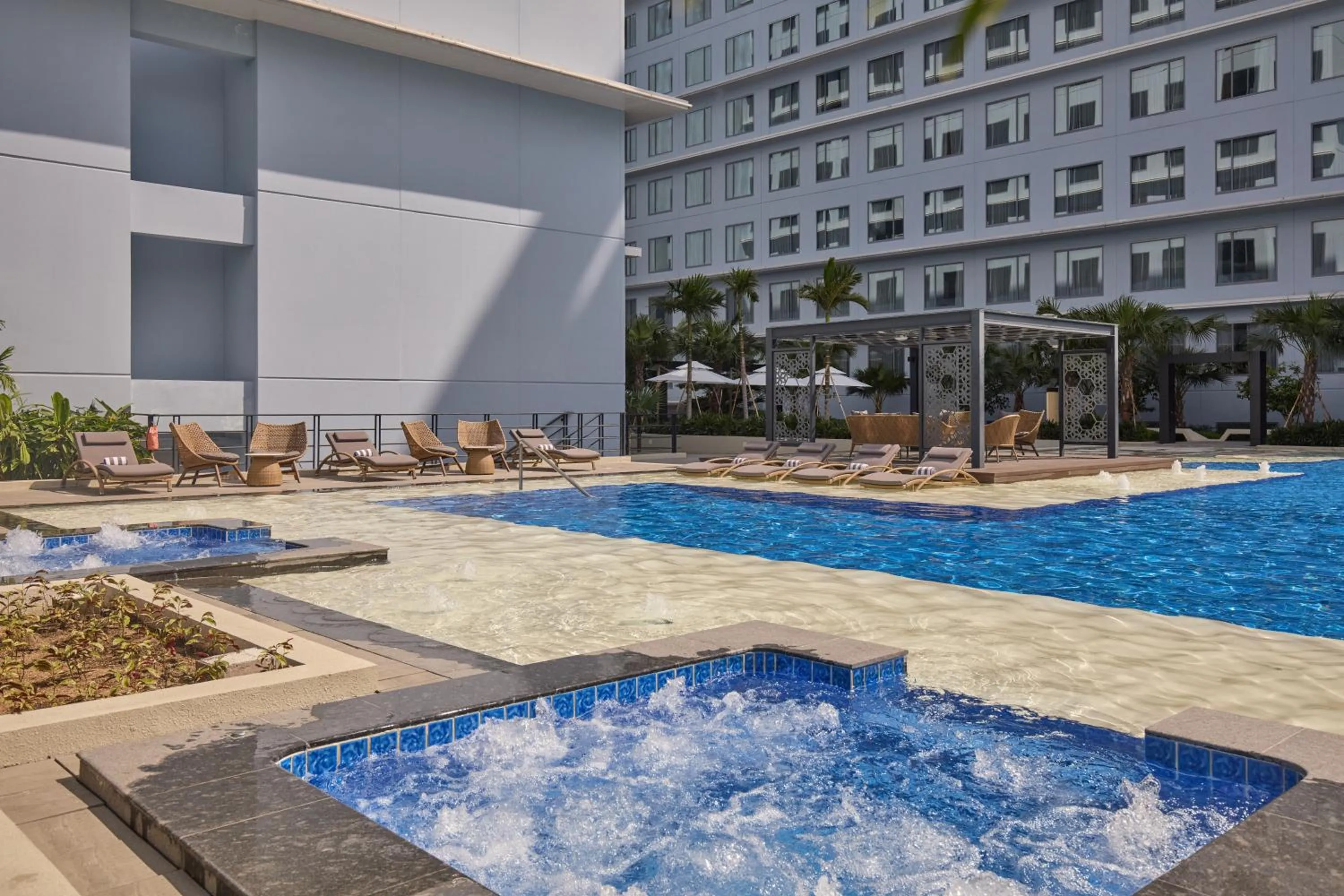 Property building in Grand Westside Manila Bay