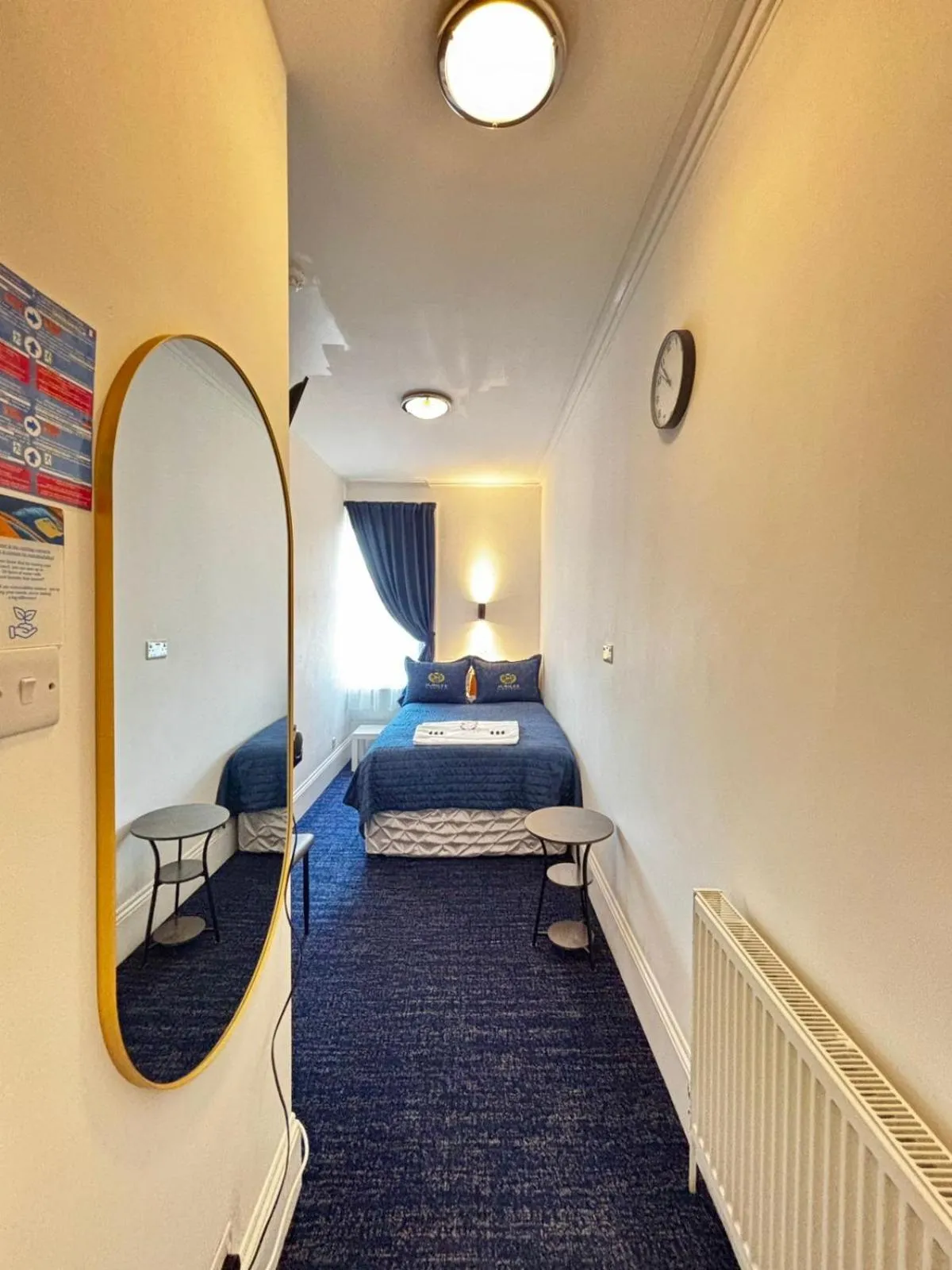 Bed in Jubilee Hotel Victoria