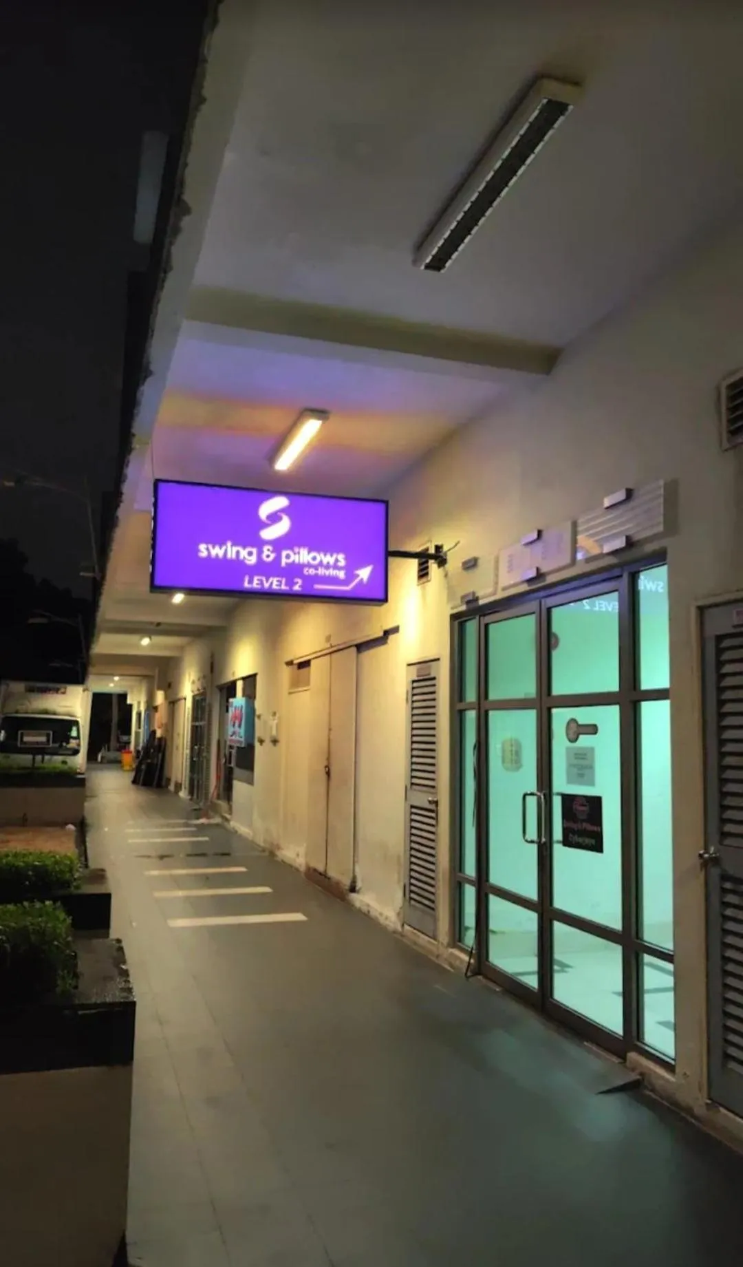 Swing & Pillows - Z Hotel Cyberjaya