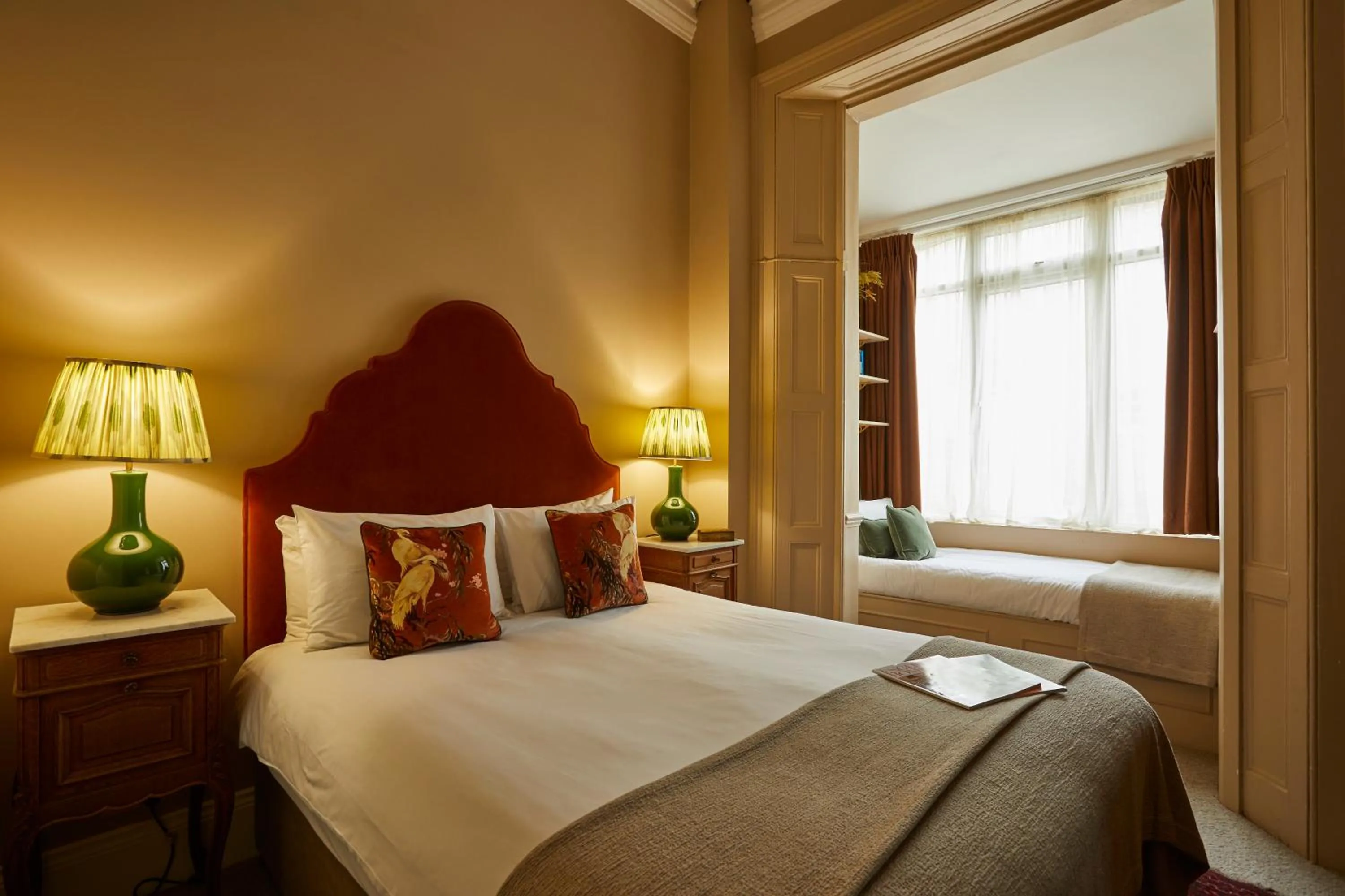 Photo of the whole room, Bed in Georgian House Hotel