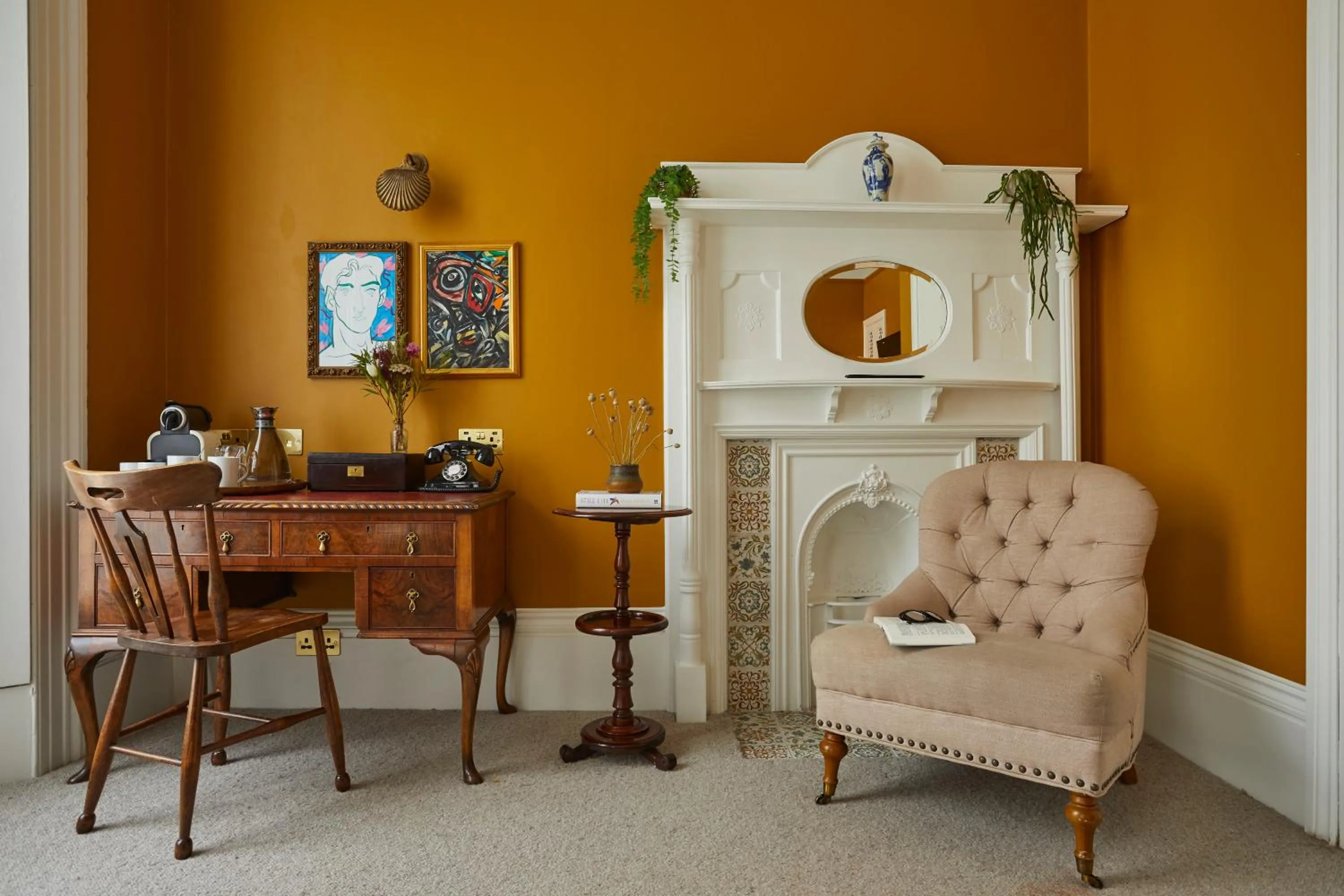 Photo of the whole room in Georgian House Hotel
