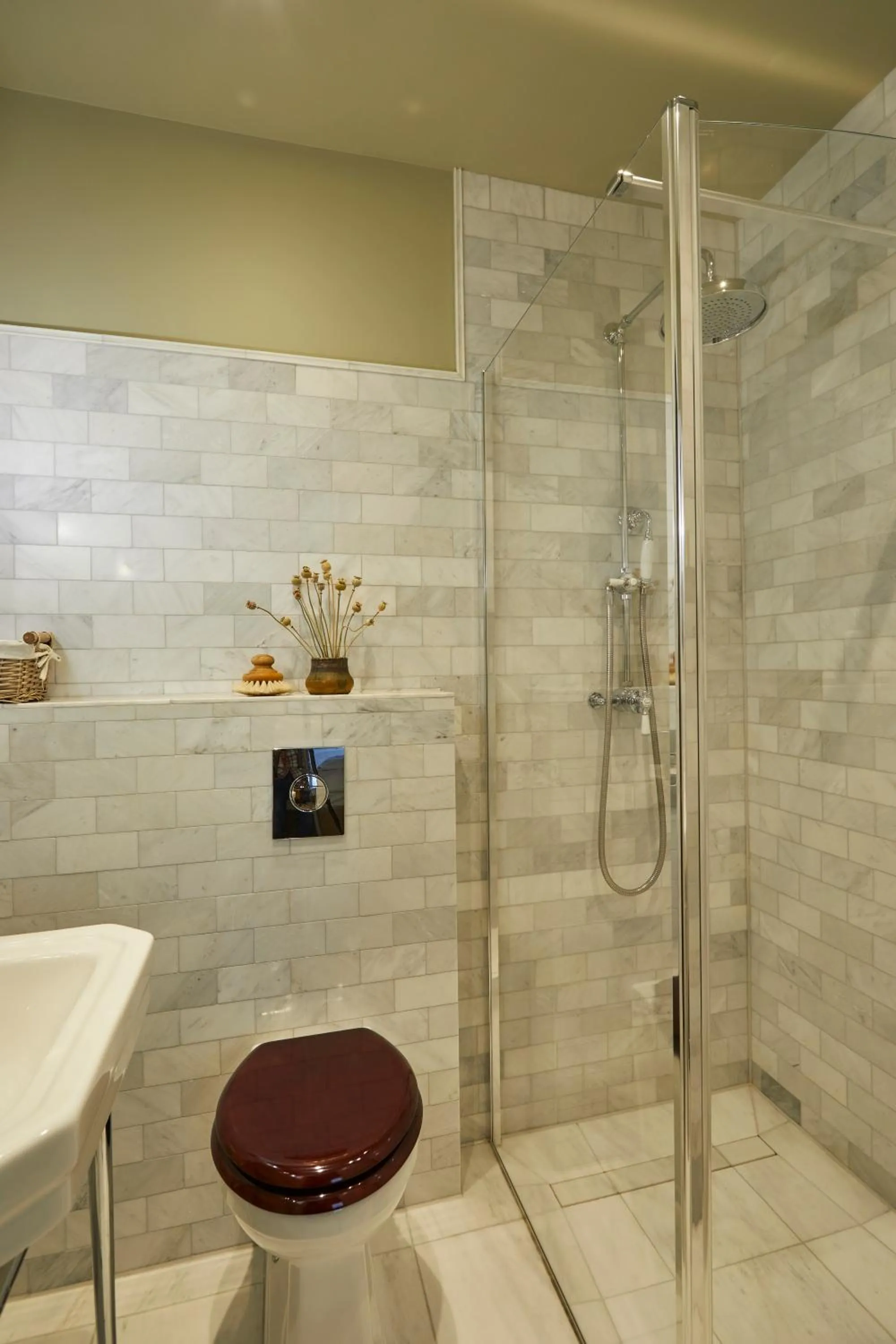 Bathroom in Georgian House Hotel