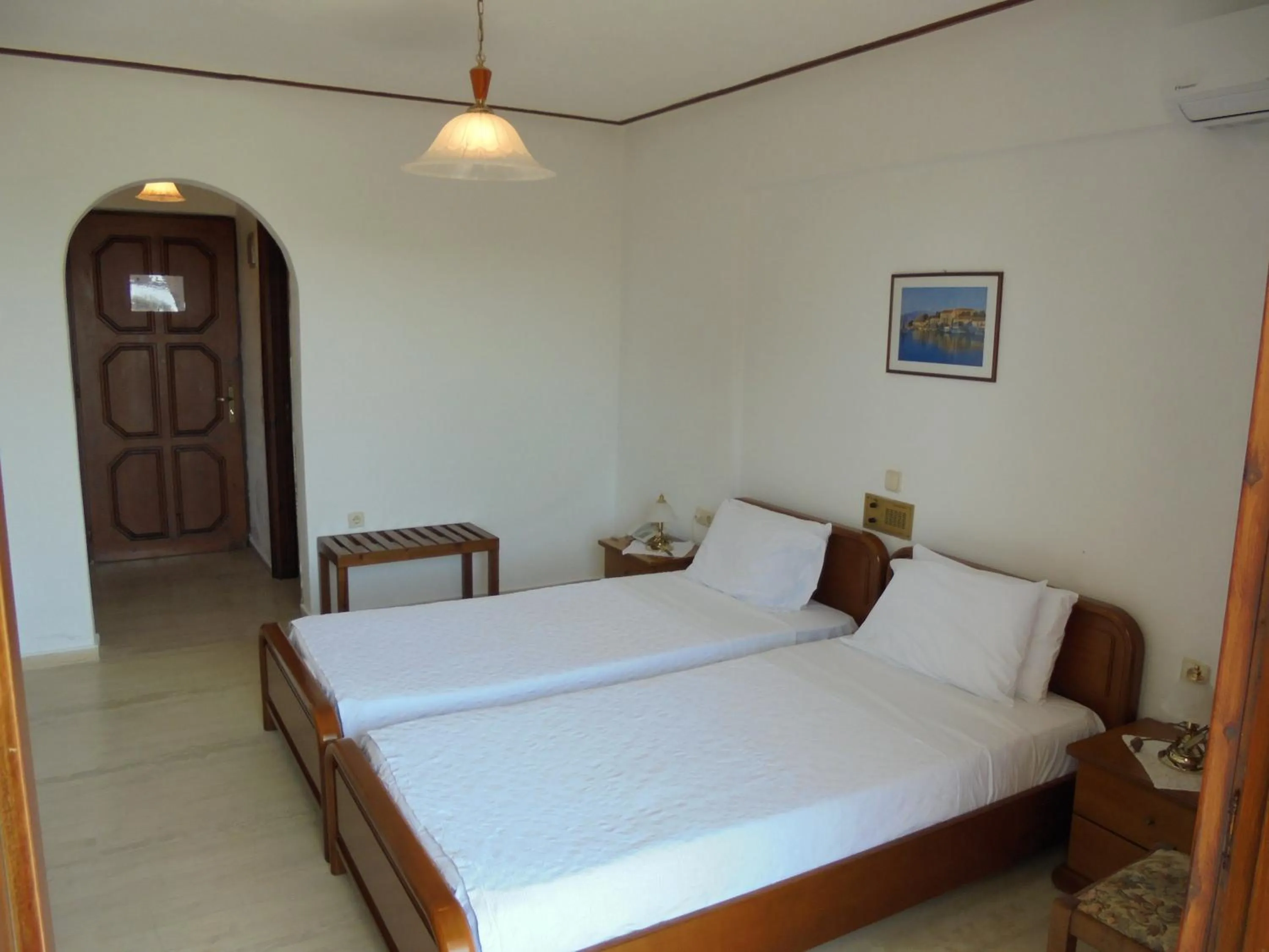 Bedroom in Hotel Paradise