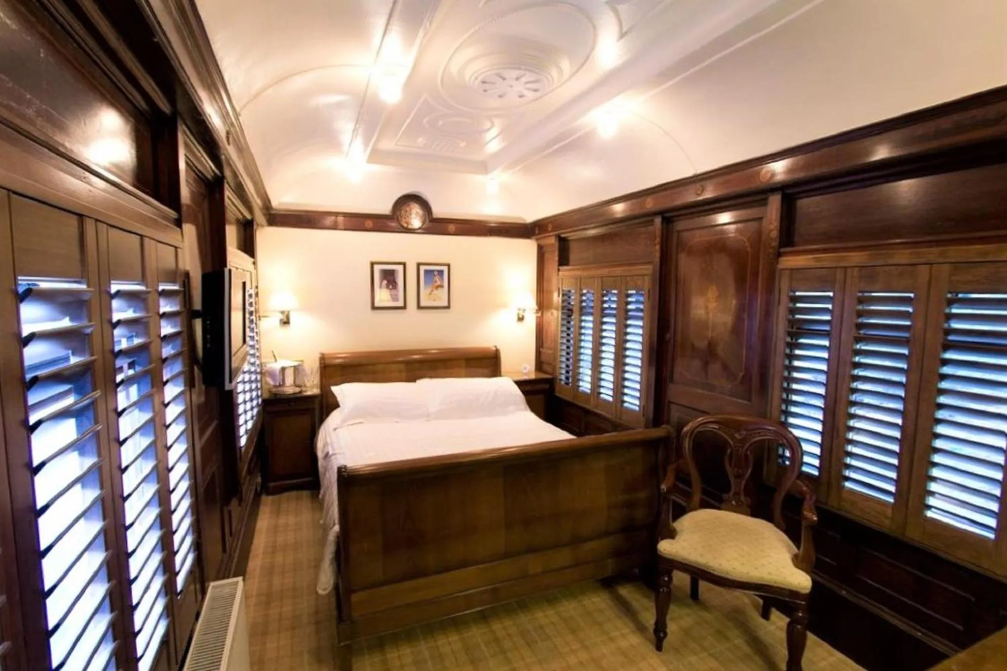 Bedroom, Bed in The Old Railway Station