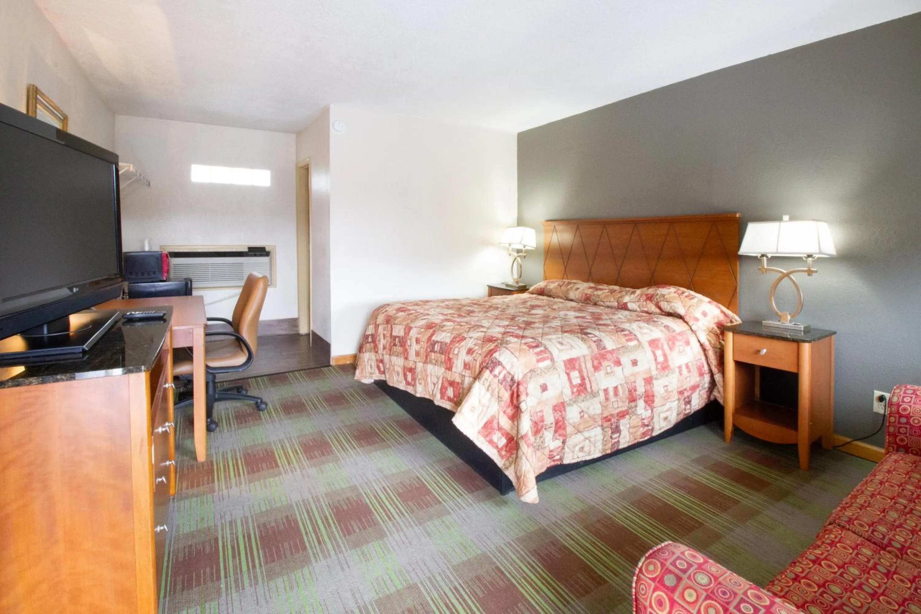 View (from property/room), Bed in Whitehouse Motel Richmond South