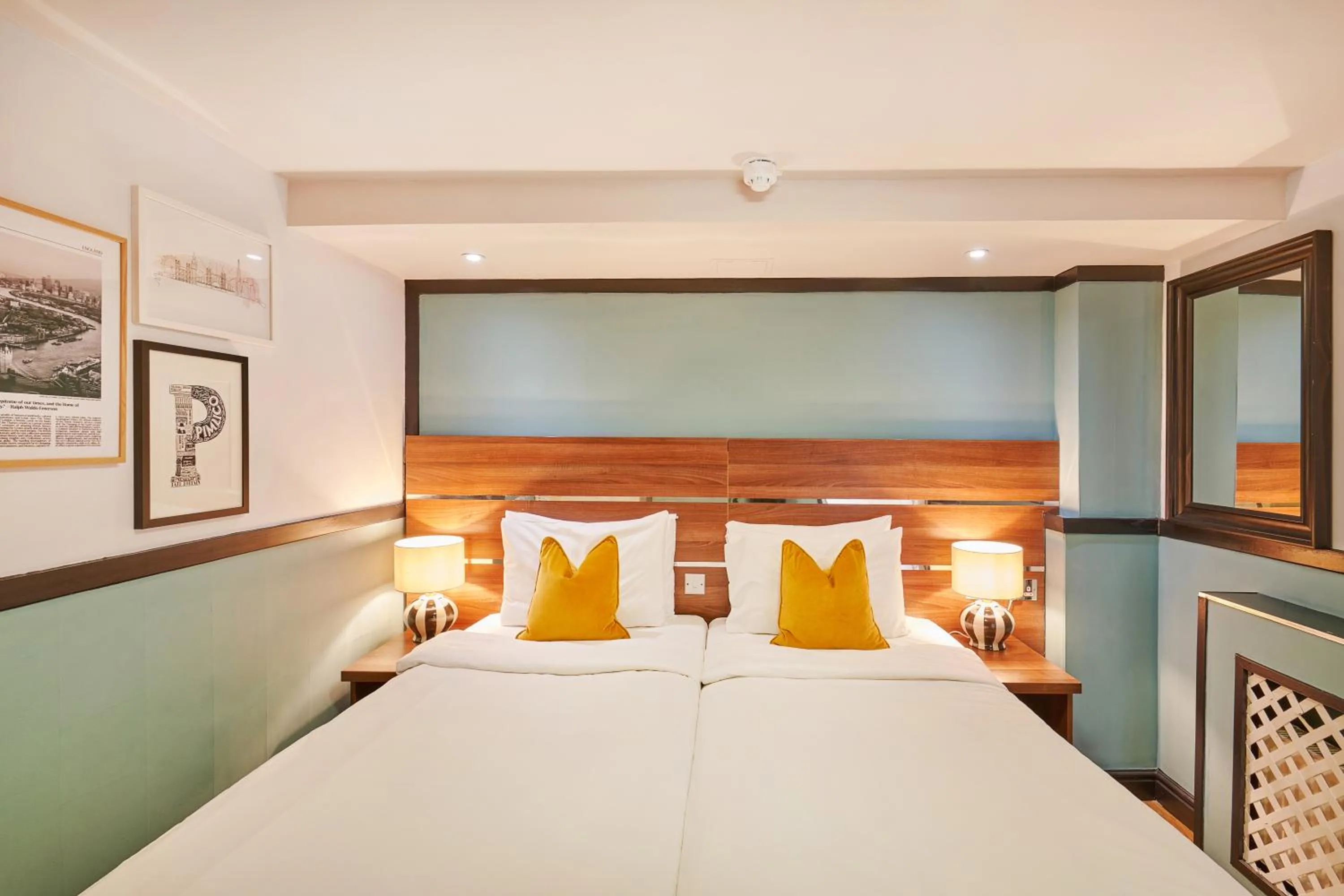 Bed in Huttons Hotel, Victoria London