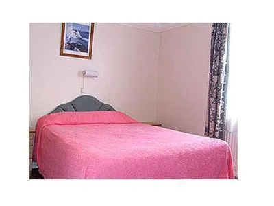 Bed in Stanley House Hotel