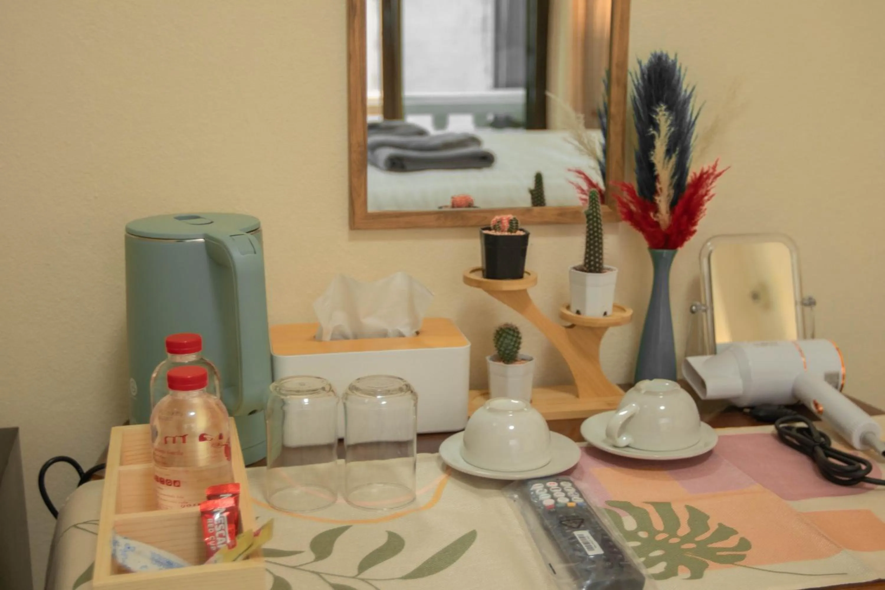 Coffee/tea facilities in Maiiam Guesthouse Patong