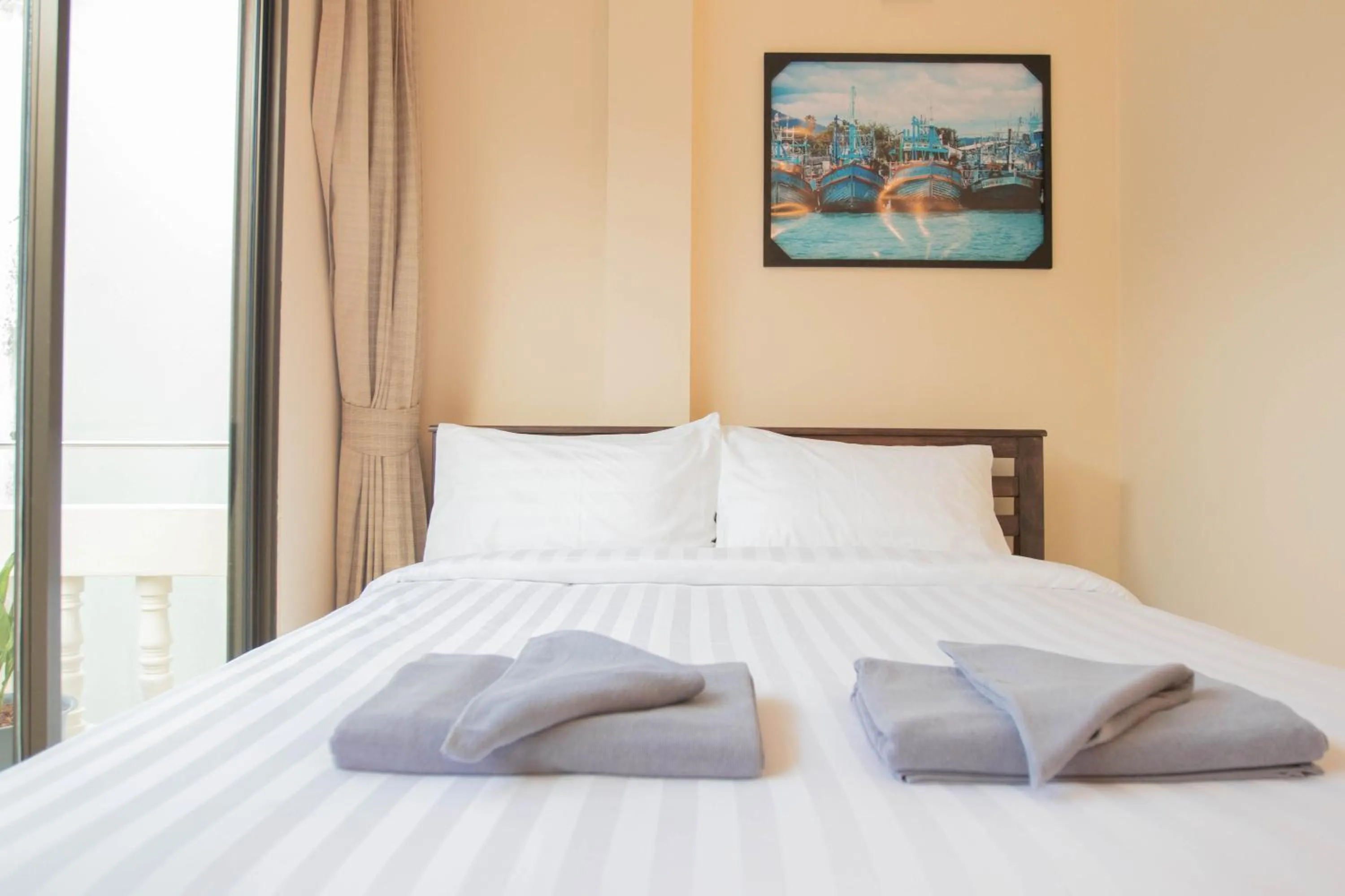 Bedroom, Bed in Maiiam Guesthouse Patong